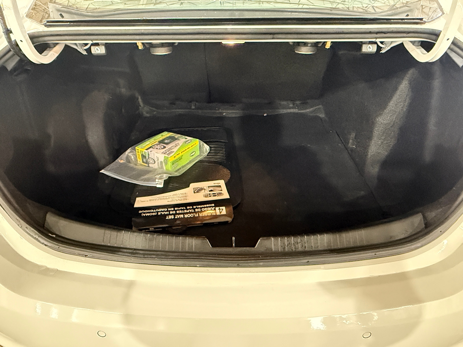 Thumbnail: 2024 Chevrolet Malibu - 6