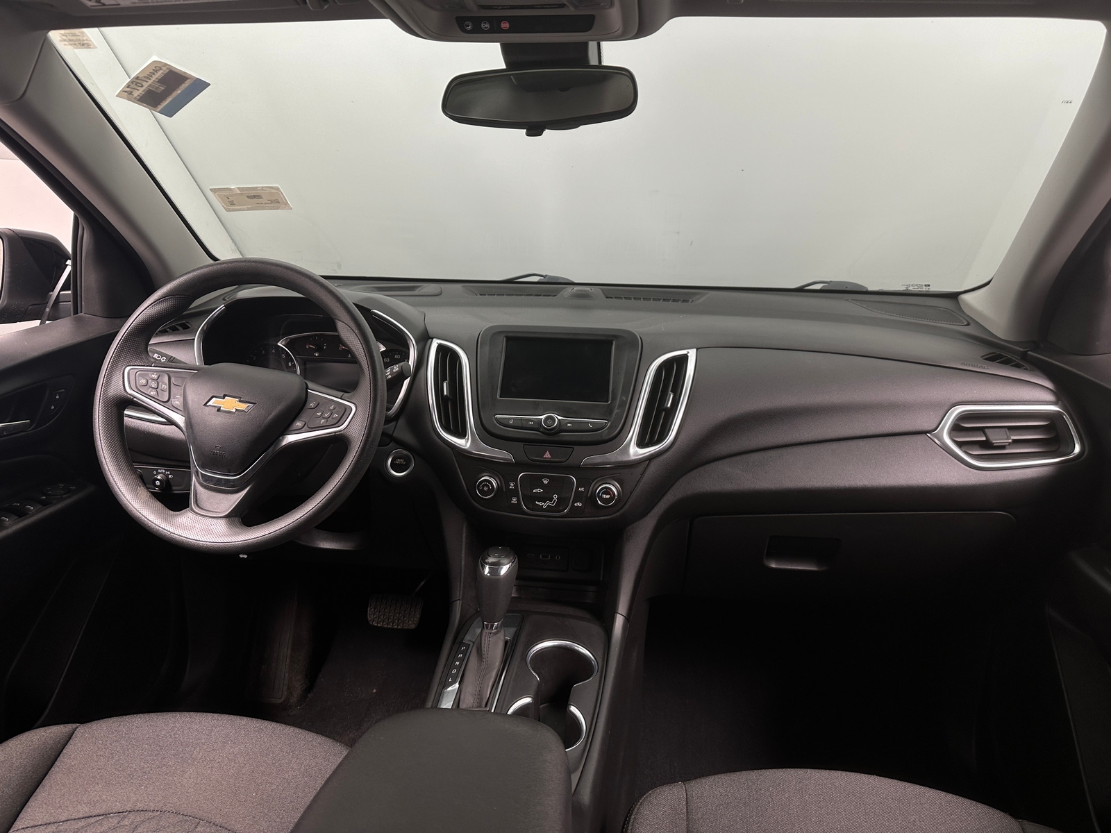 Thumbnail: 2020 Chevrolet Equinox - 3