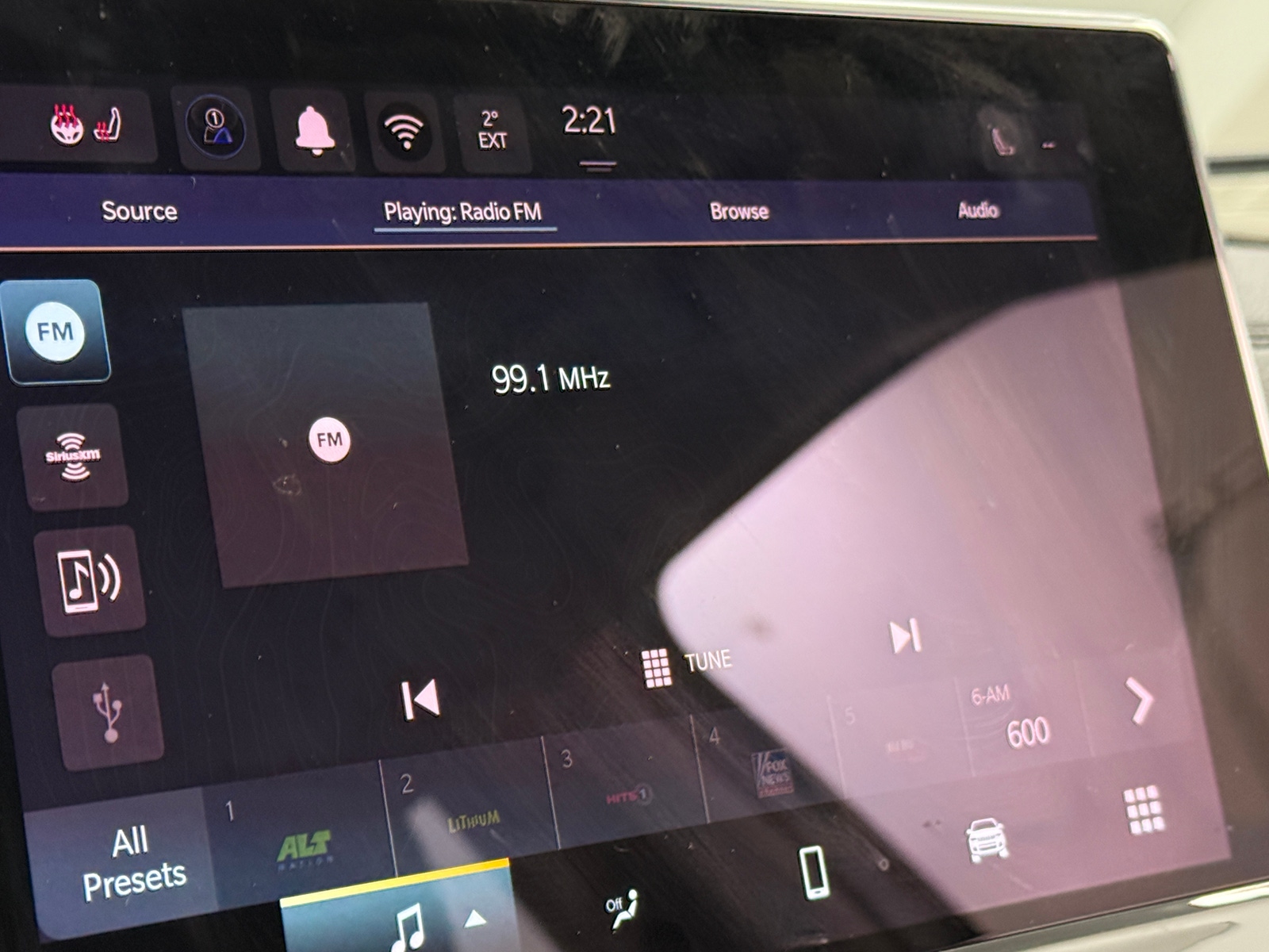 Thumbnail: 2022 Jeep Compass - 3