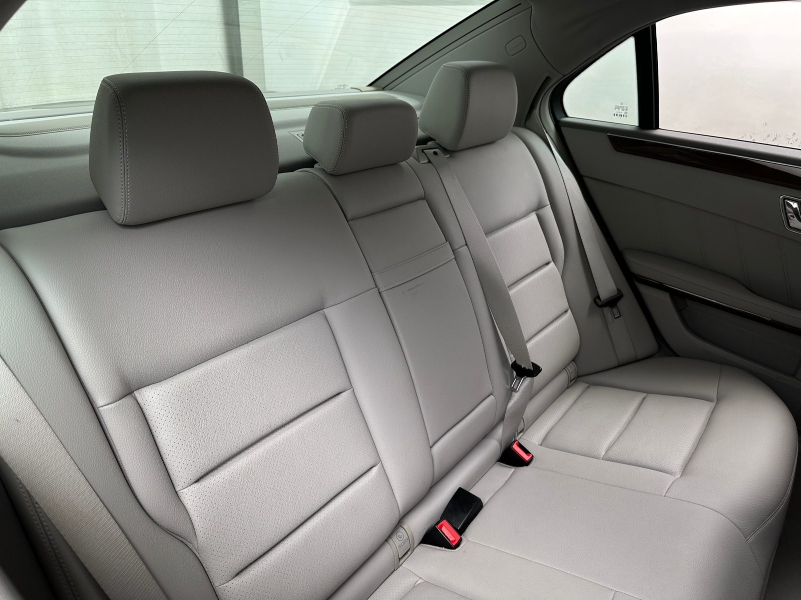 Thumbnail: 2011 Mercedes-Benz E-Class - 5