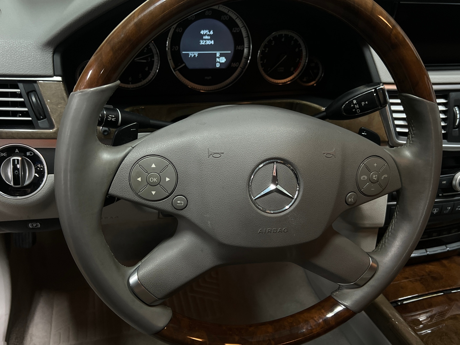 Thumbnail: 2011 Mercedes-Benz E-Class - 4