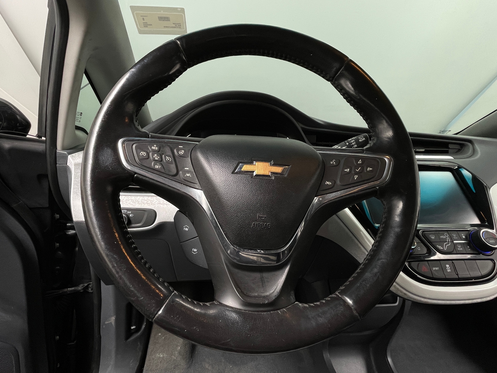 Thumbnail: 2020 Chevrolet Bolt EV - 5