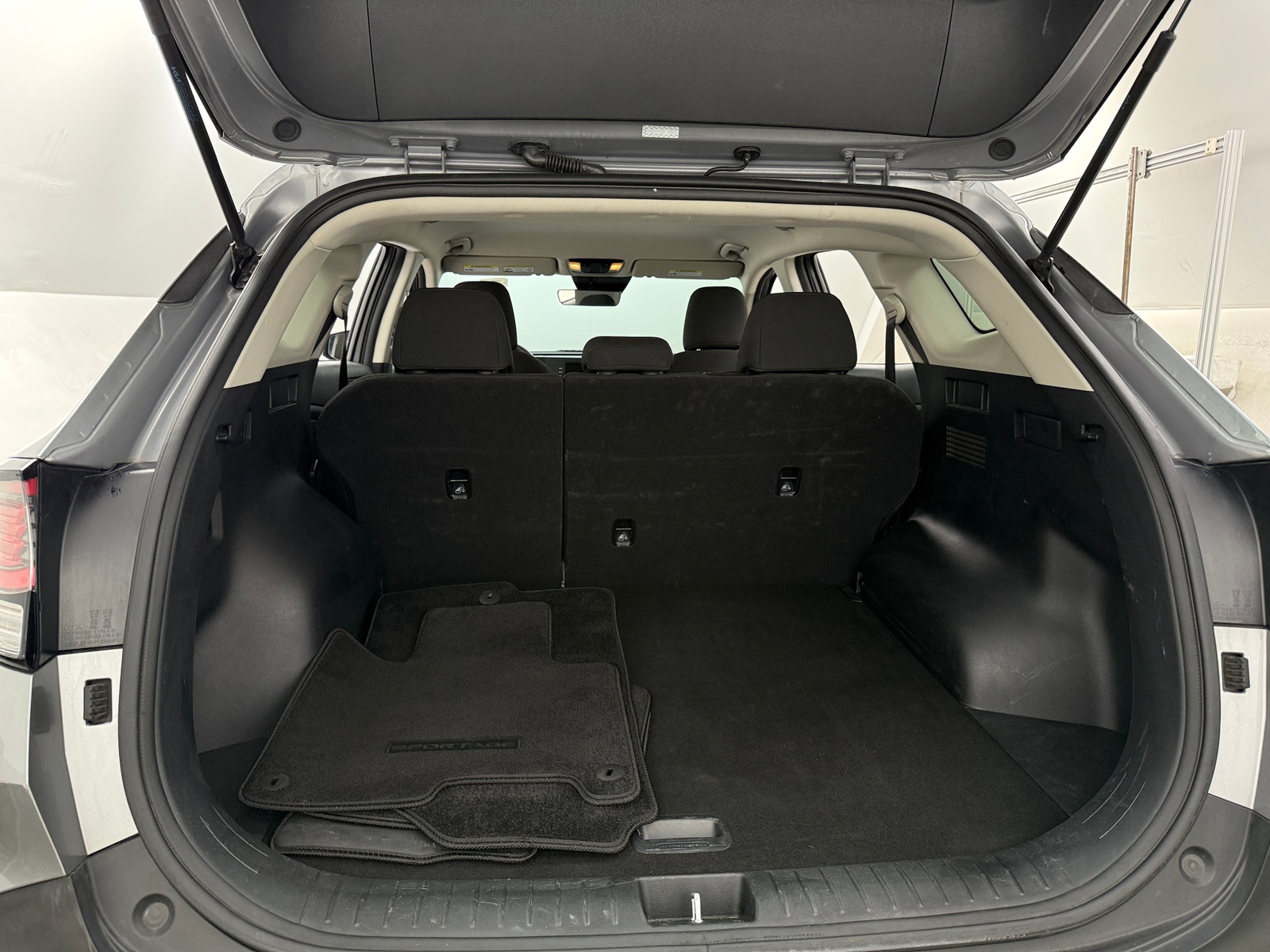 Thumbnail: 2024 Kia Sportage - 7