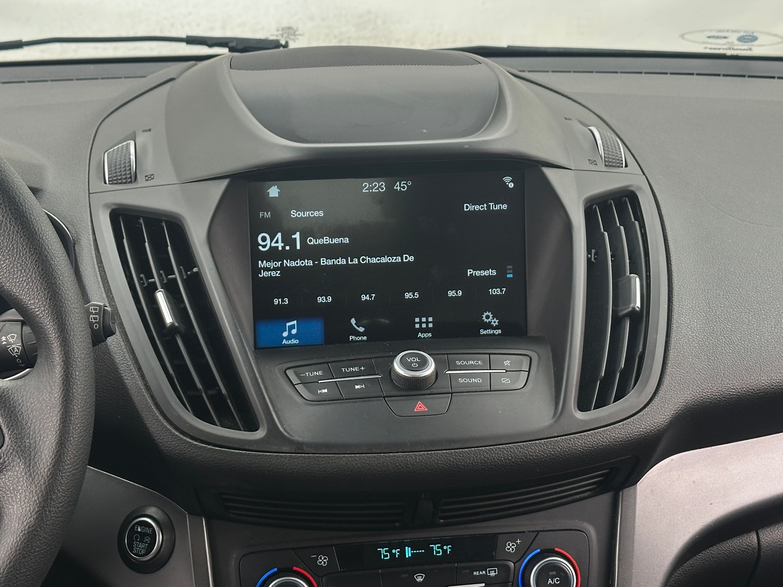 Thumbnail: 2019 Ford Escape - 4