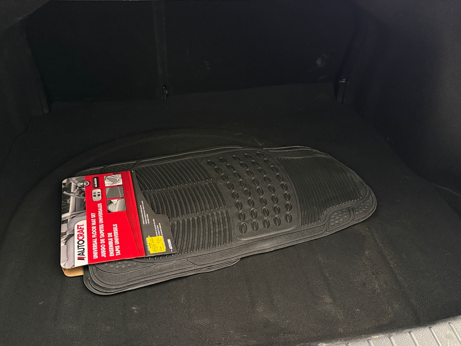 Thumbnail: 2024 Kia Forte - 7