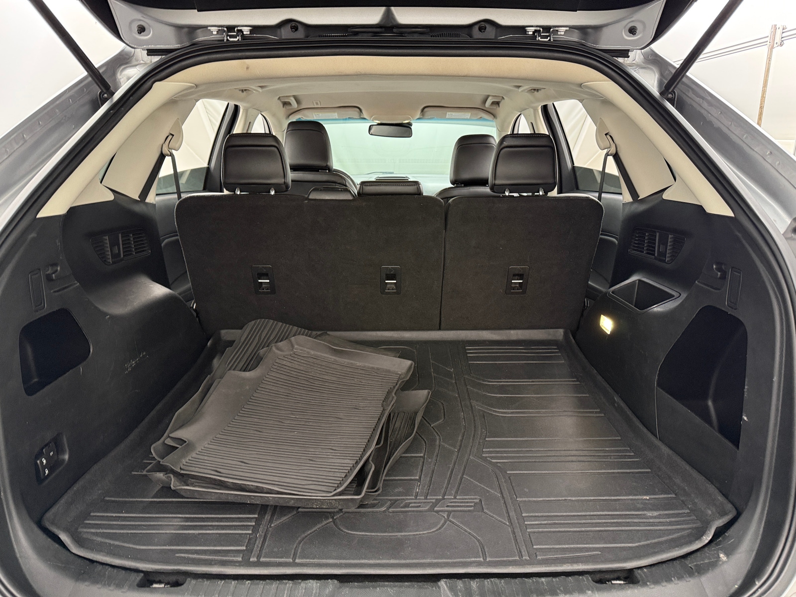 Thumbnail: 2021 Ford Edge - 6