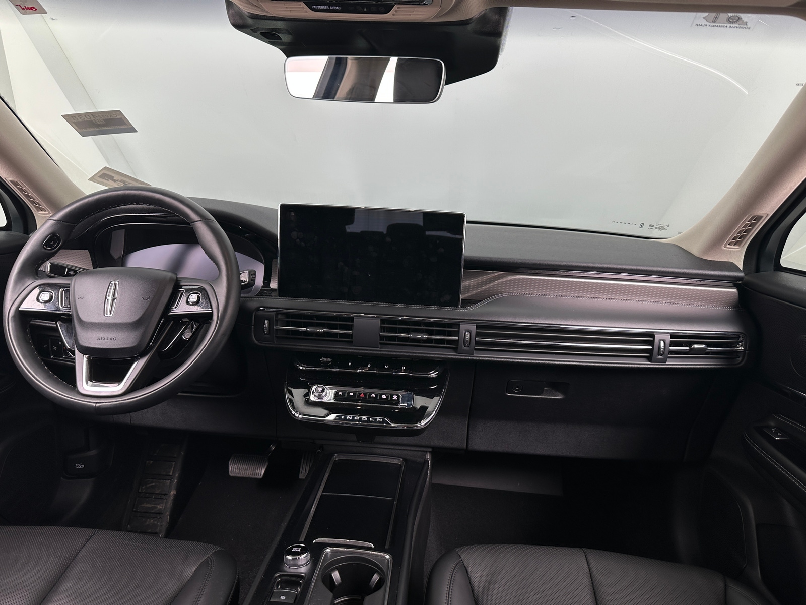 Thumbnail: 2023 Lincoln Corsair - 2