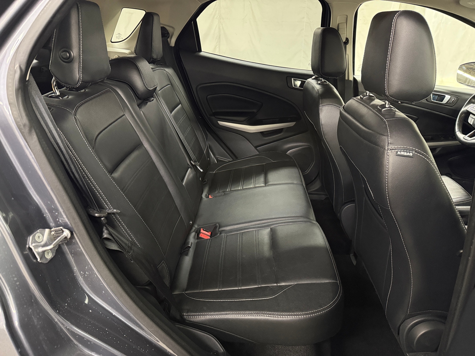 Thumbnail: 2019 Ford EcoSport - 5