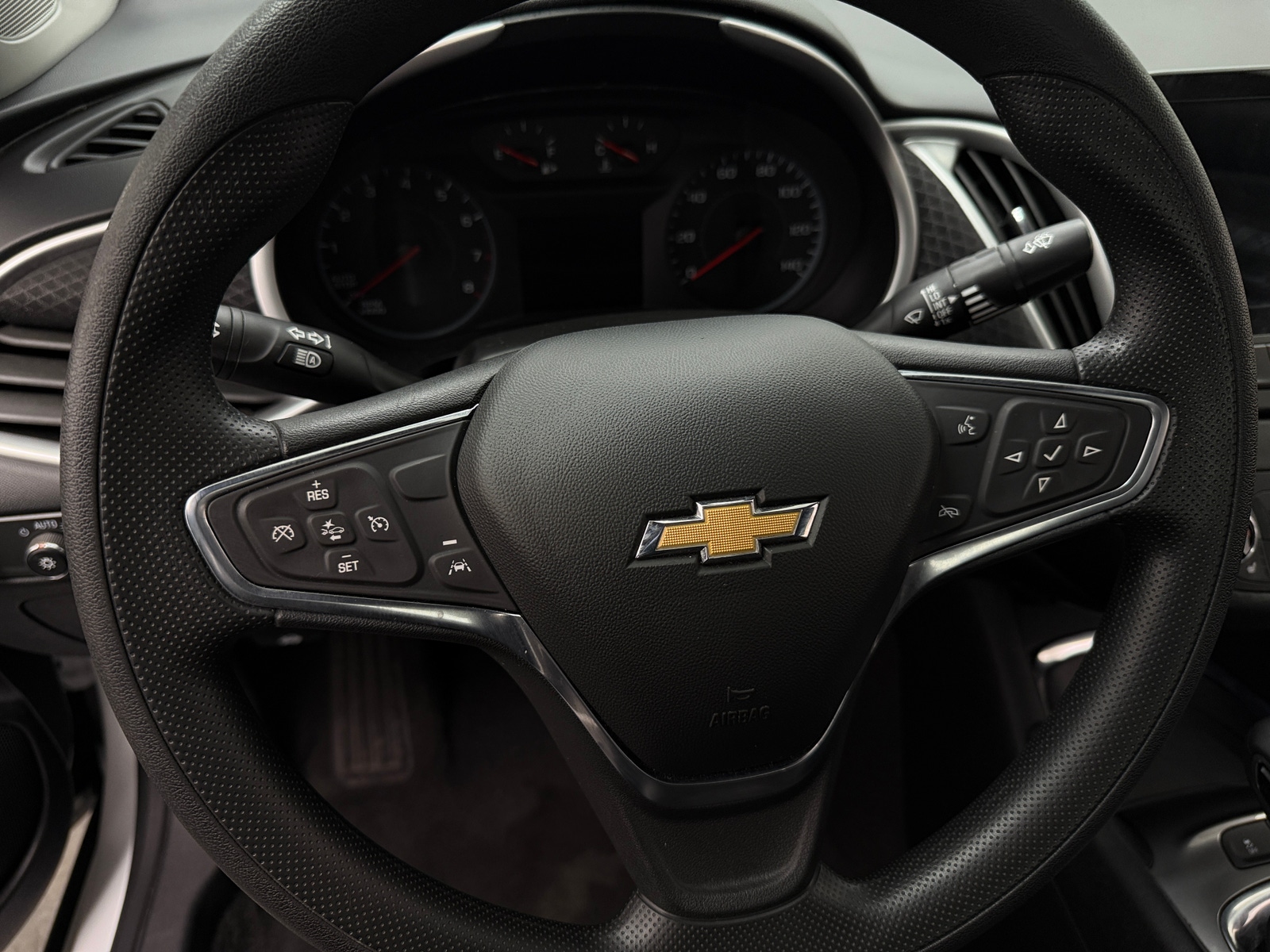 Thumbnail: 2024 Chevrolet Malibu - 5