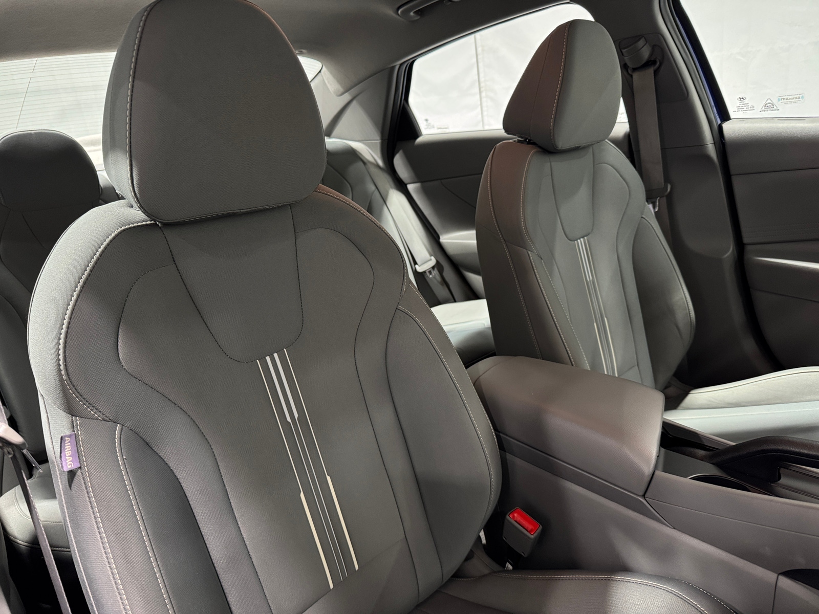 Thumbnail: 2021 Hyundai Elantra - 2