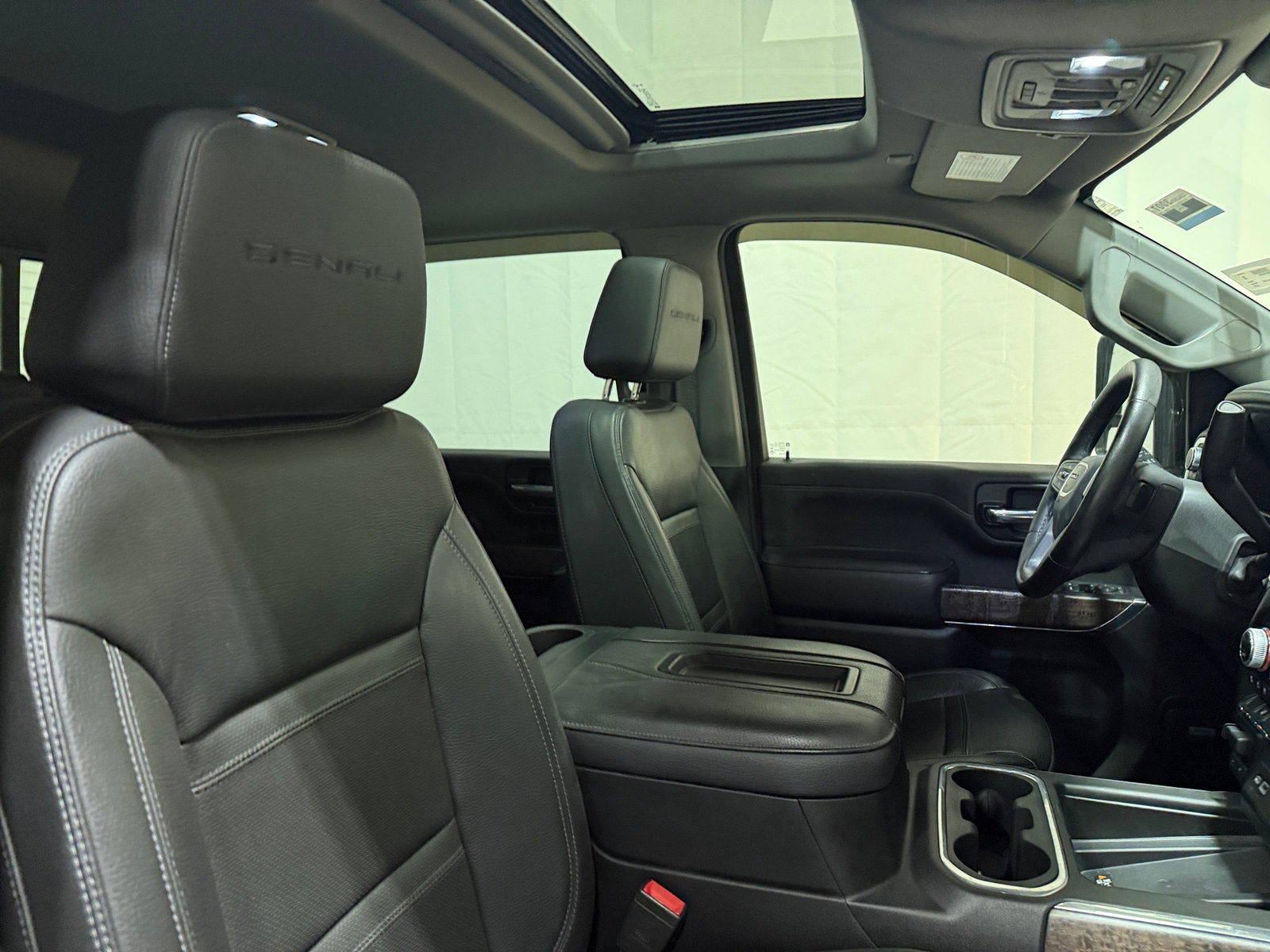 Thumbnail: 2022 GMC Sierra 2500 - 2