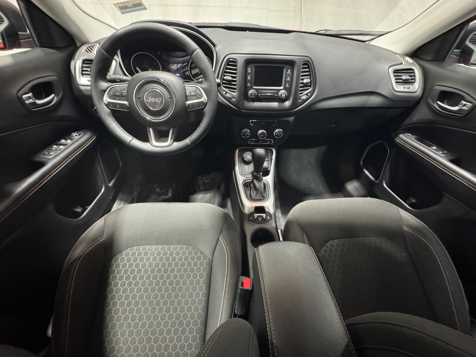 Thumbnail: 2018 Jeep Compass - 3