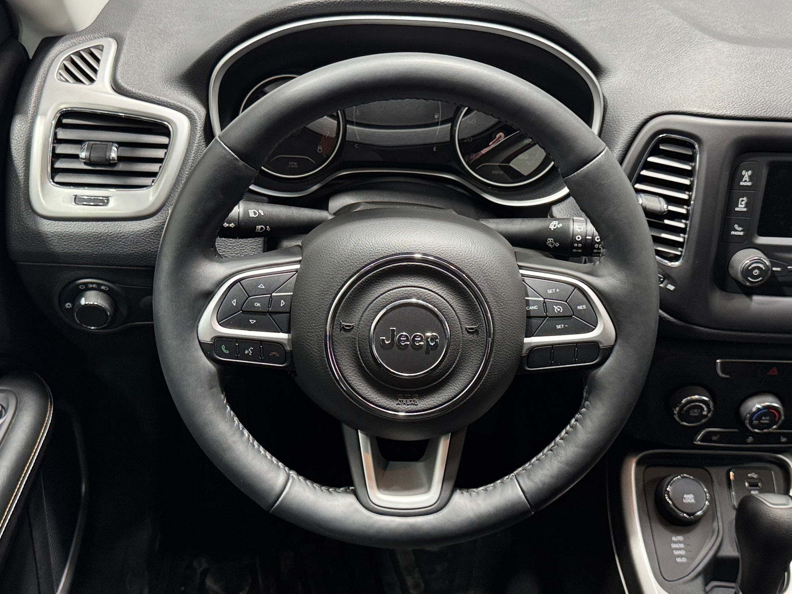 Thumbnail: 2018 Jeep Compass - 5