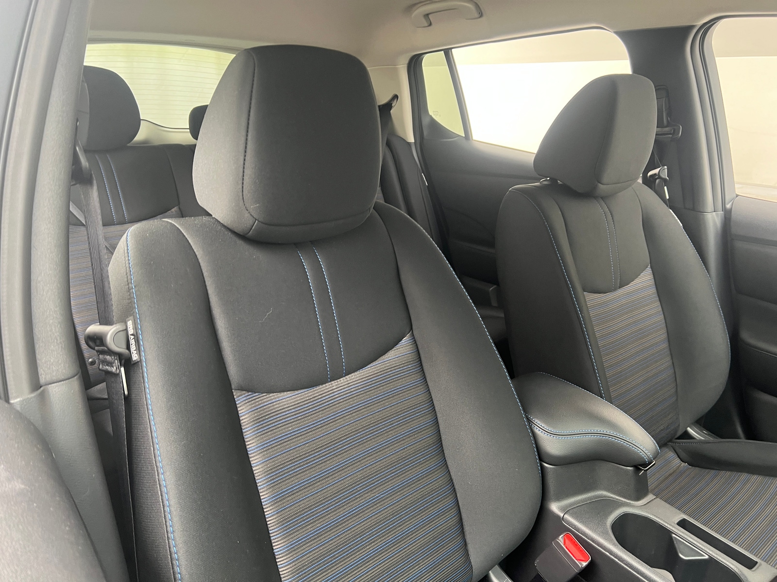 Thumbnail: 2025 Nissan Leaf - 2