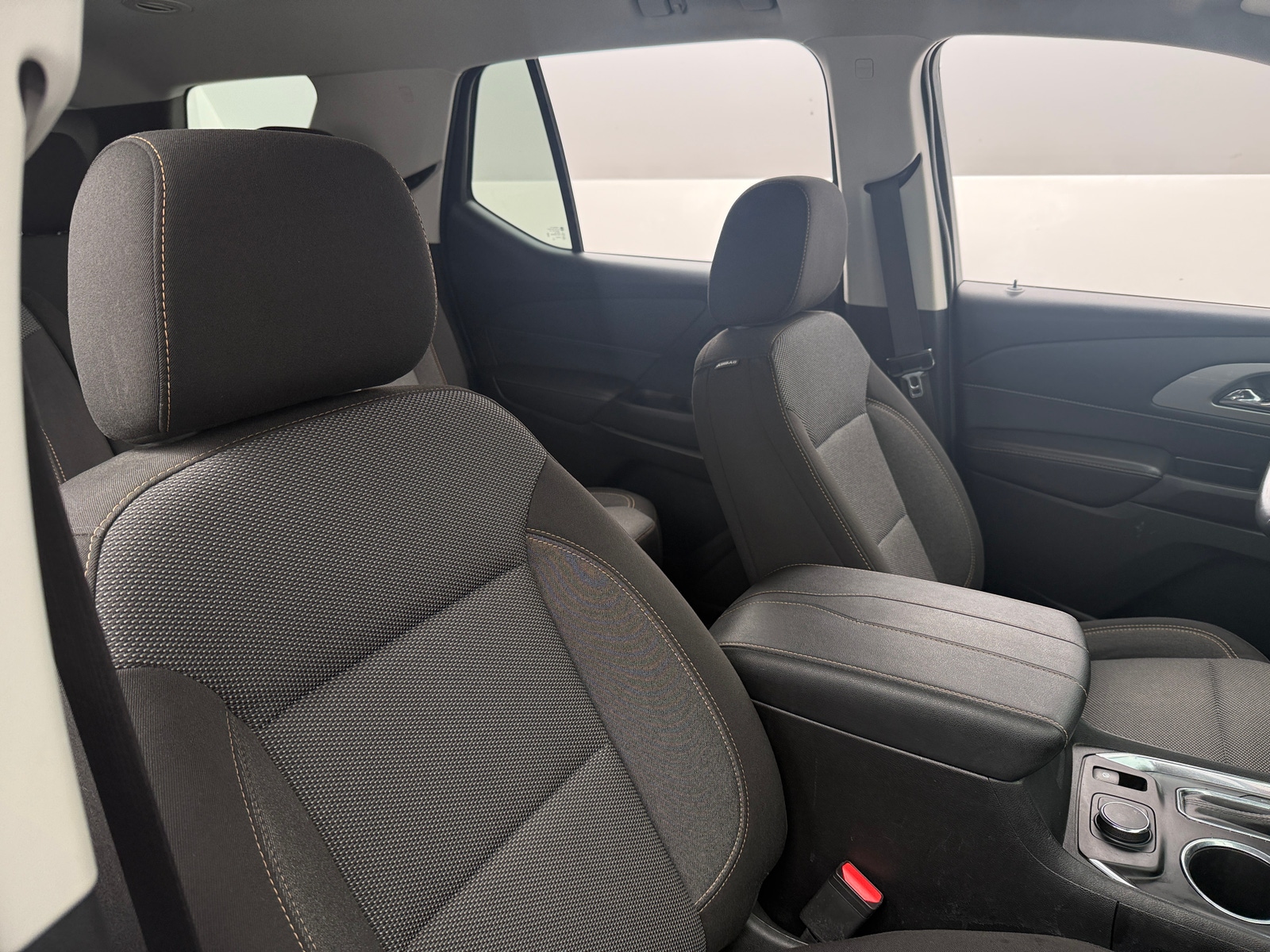 Thumbnail: 2020 Chevrolet Traverse - 2