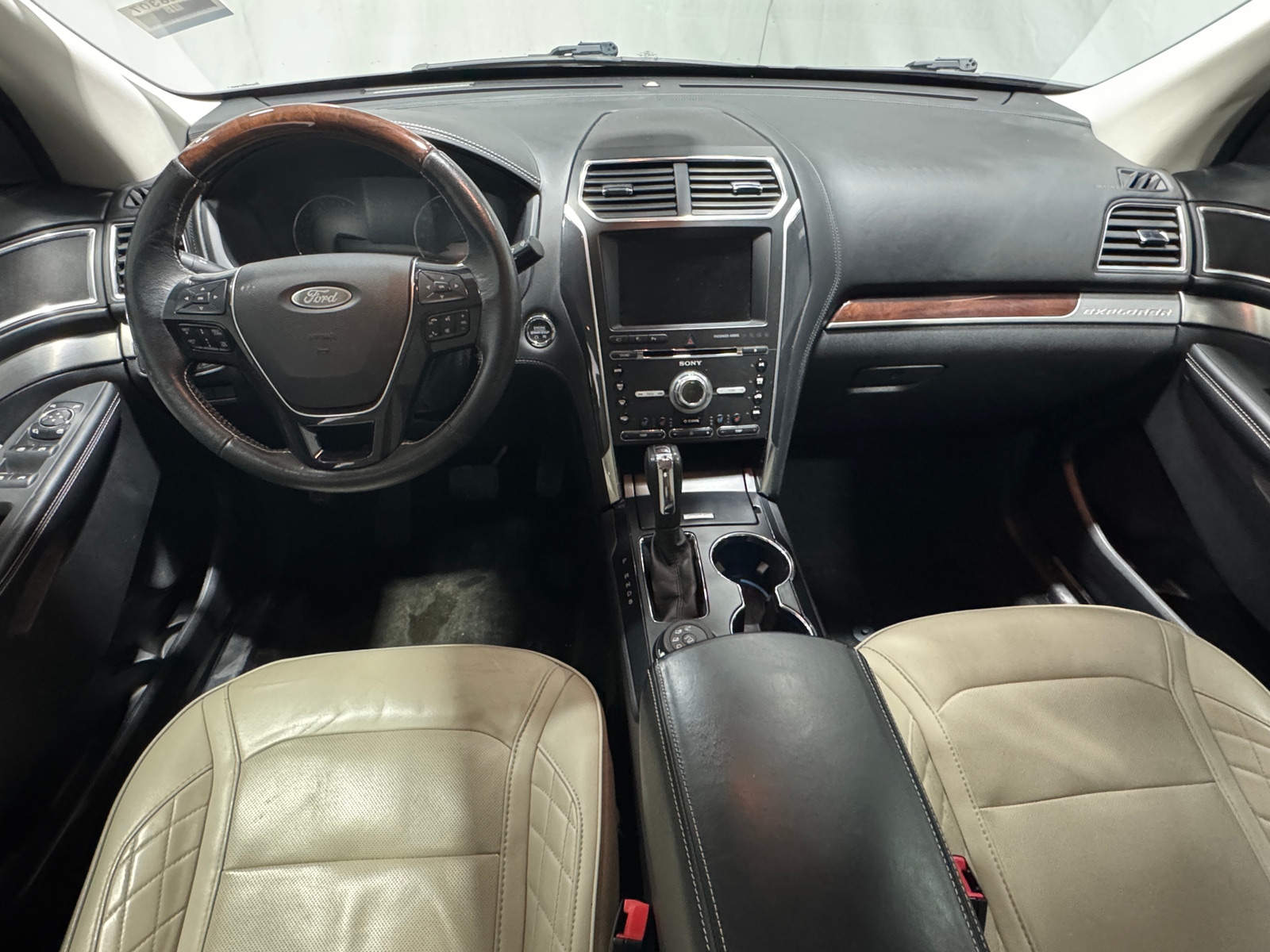 Thumbnail: 2017 Ford Explorer - 2