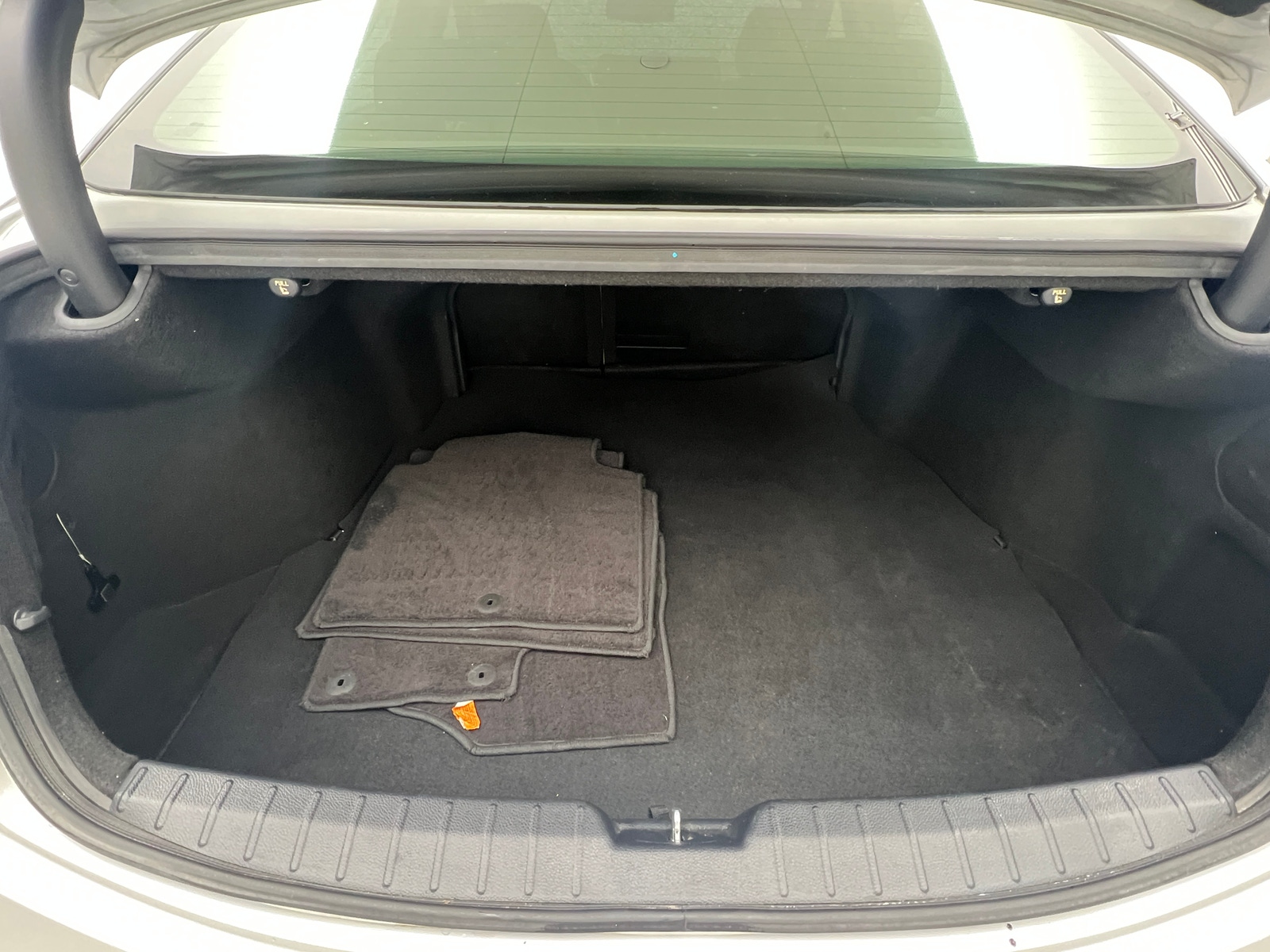 Thumbnail: 2016 Hyundai Azera - 6