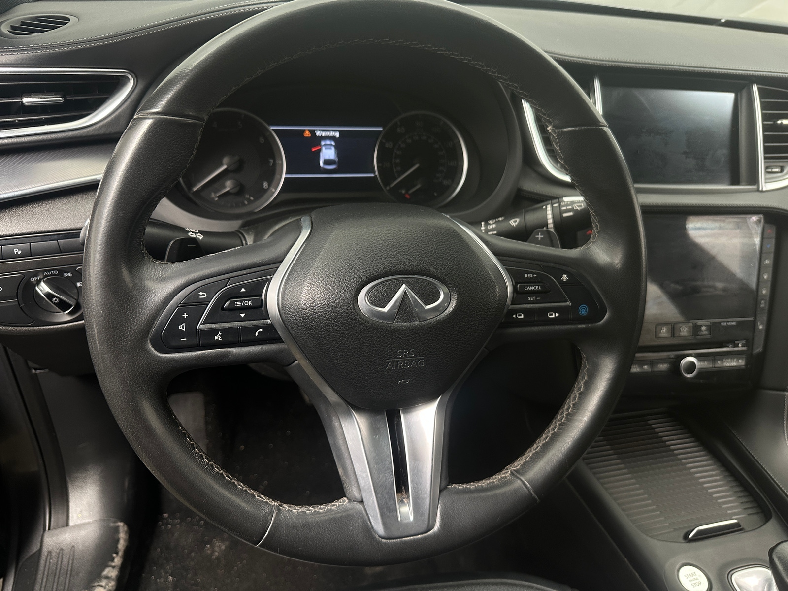 Thumbnail: 2023 INFINITI QX55 - 4