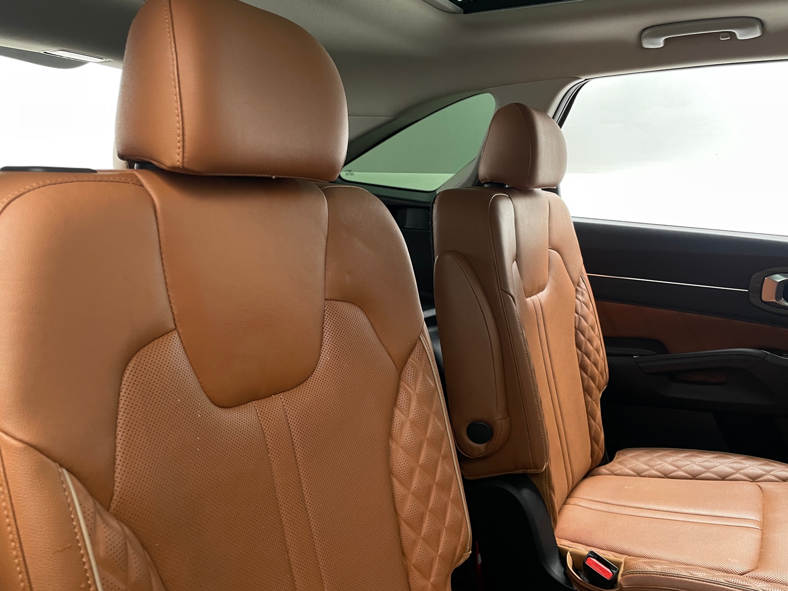 Thumbnail: 2022 Kia Sorento - 5