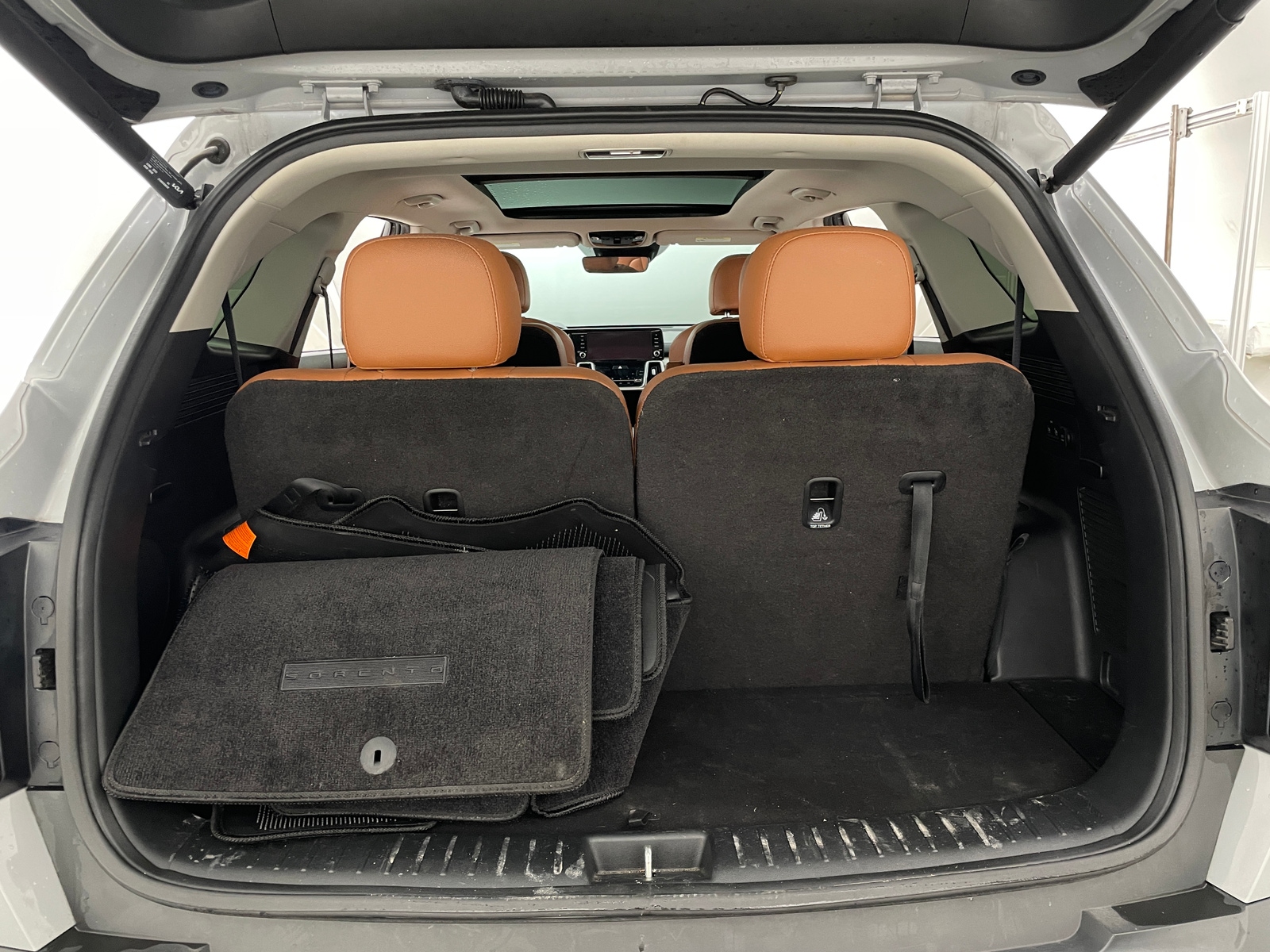 Thumbnail: 2022 Kia Sorento - 6