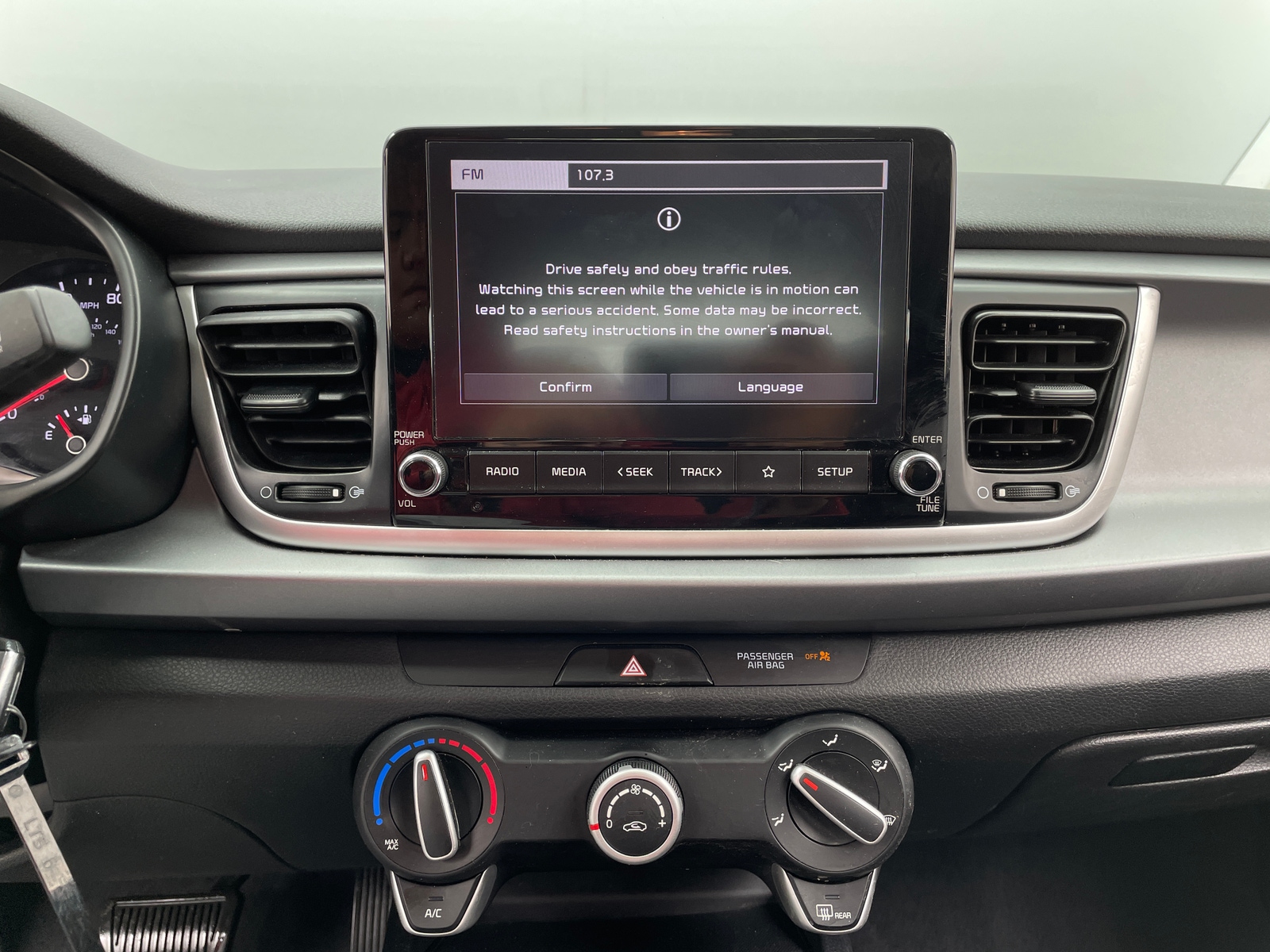 Thumbnail: 2023 Kia Rio - 4