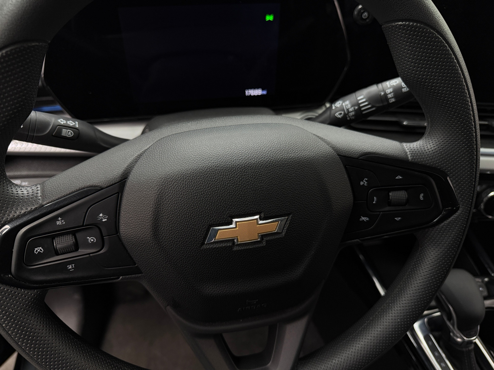 Thumbnail: 2025 Chevrolet Trax - 5