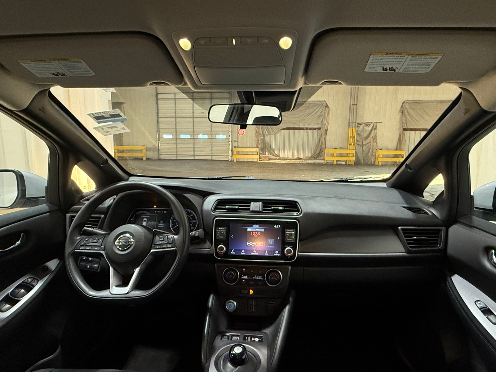 Thumbnail: 2022 Nissan Leaf - 3