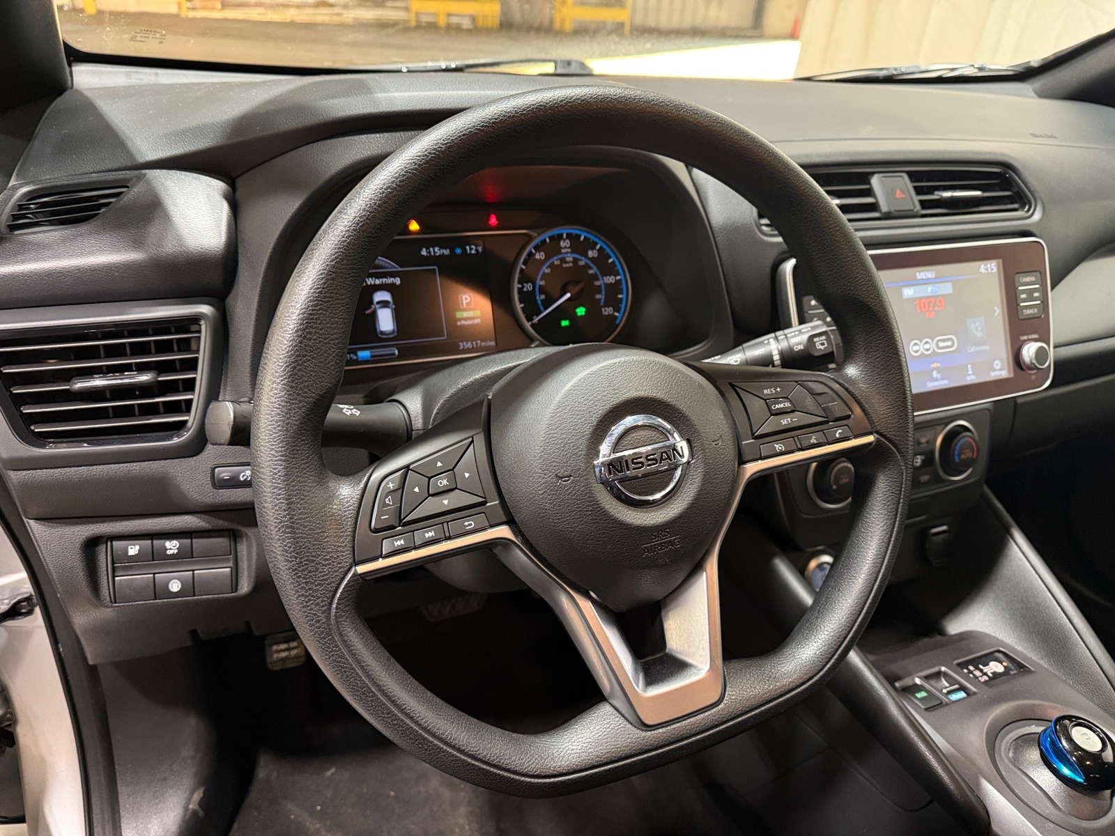 Thumbnail: 2022 Nissan Leaf - 5