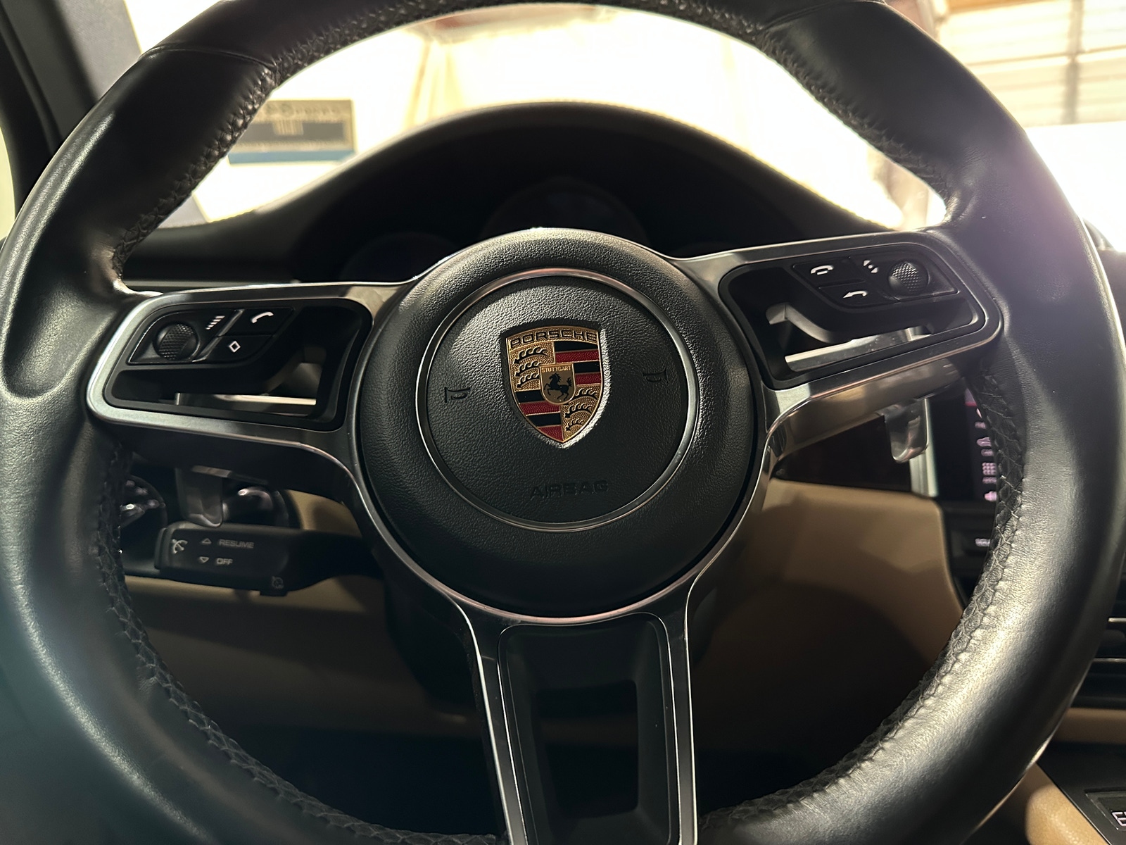 Thumbnail: 2019 Porsche Macan - 5