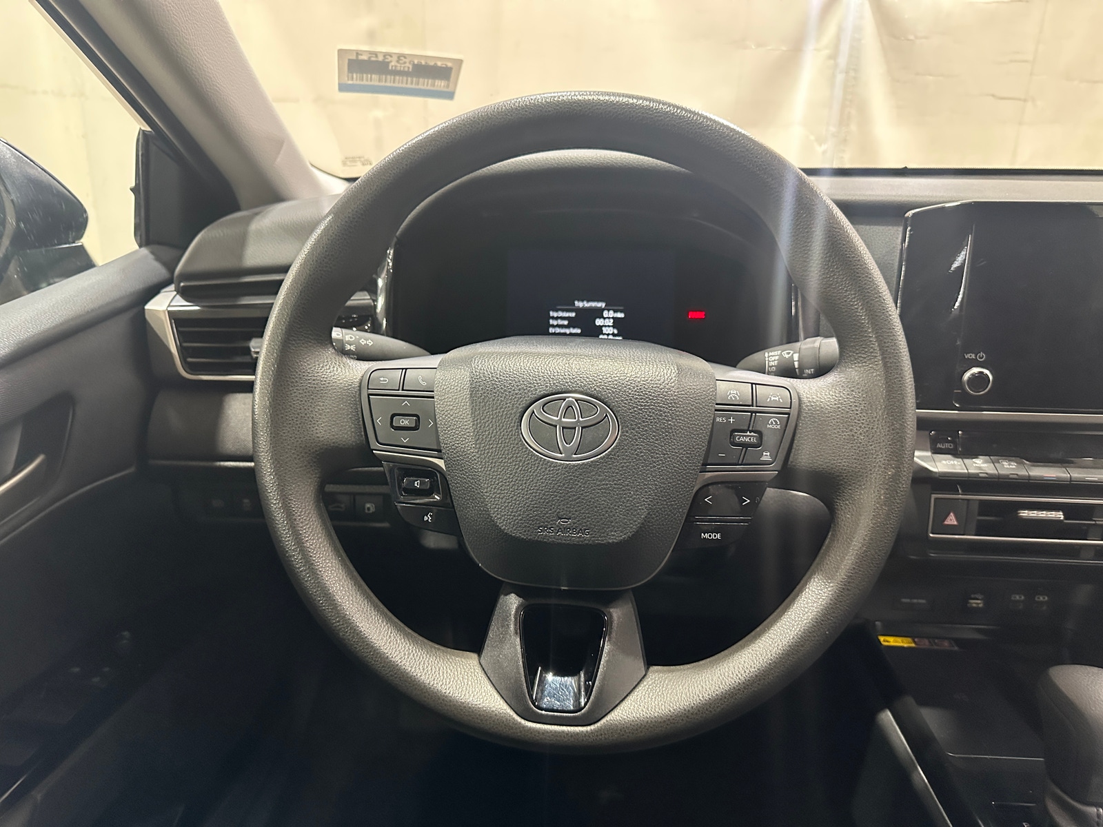 Thumbnail: 2025 Toyota Camry - 5