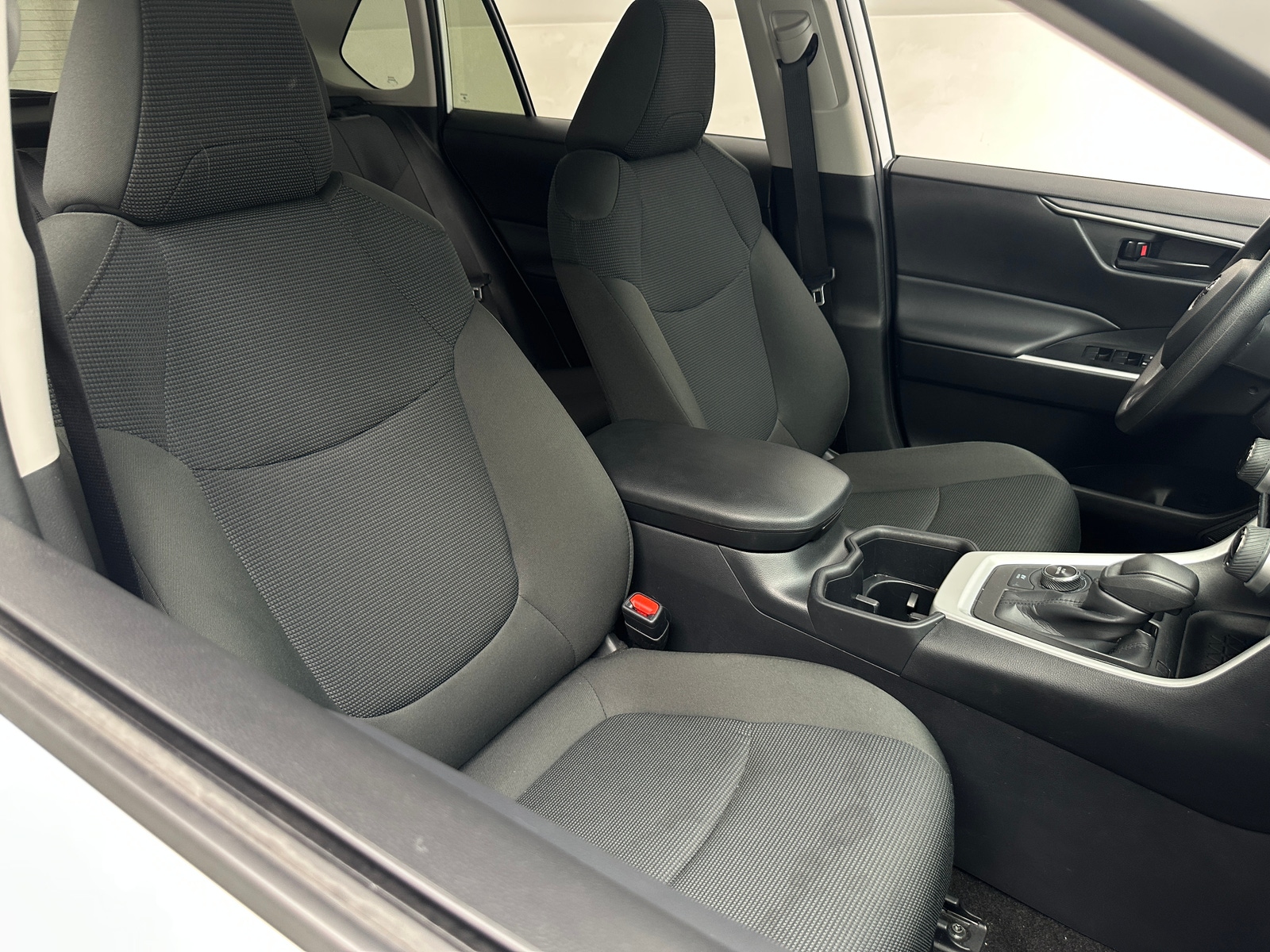 Thumbnail: 2025 Toyota RAV4 - 2