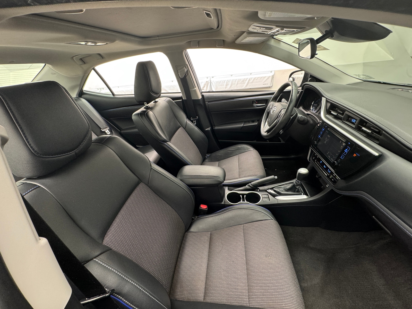 Thumbnail: 2018 Toyota Corolla - 2