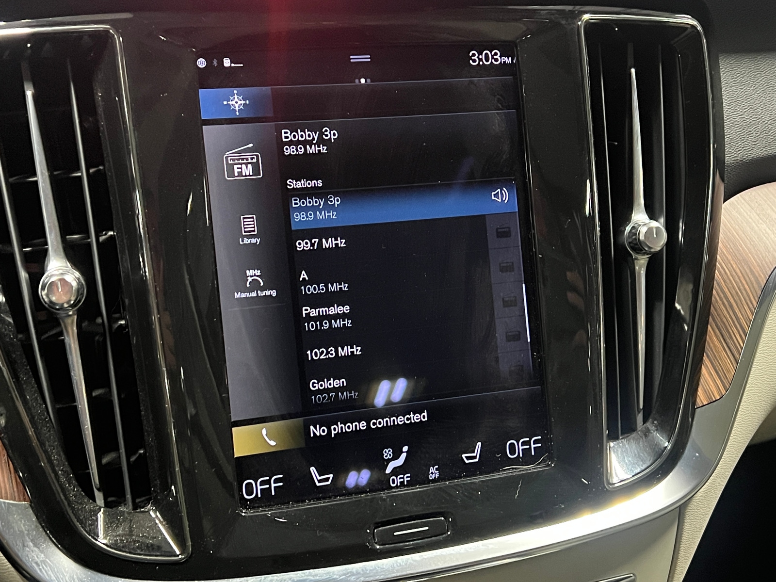 Thumbnail: 2022 Volvo S60 - 3