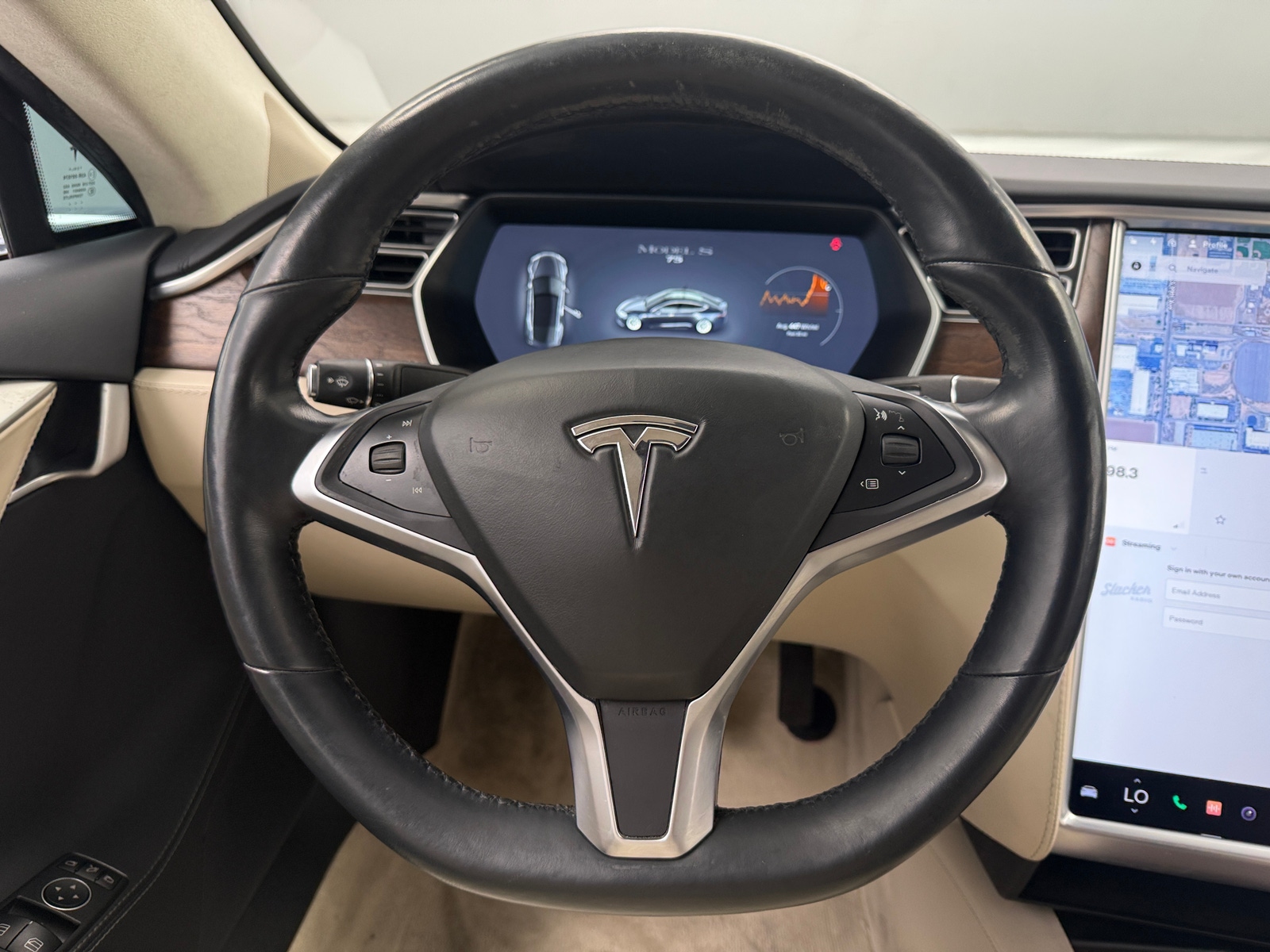 Thumbnail: 2017 Tesla Model S - 4