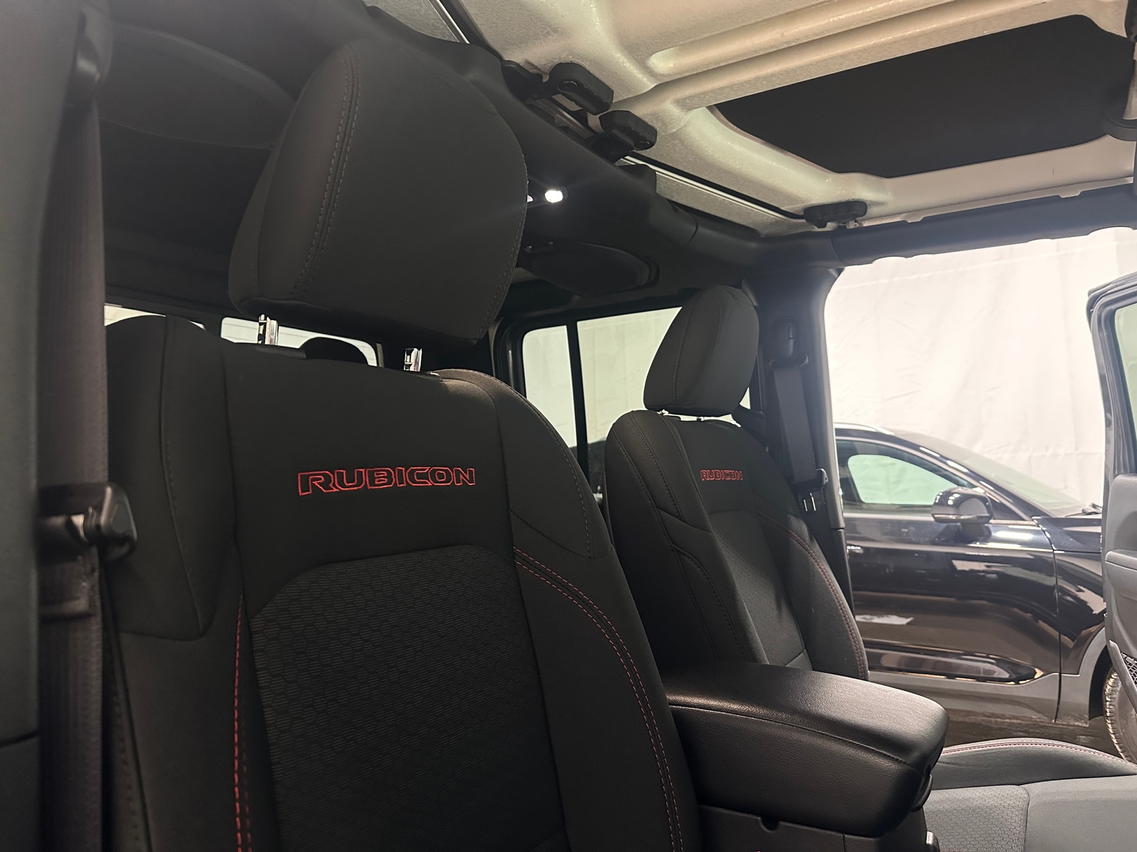 Thumbnail: 2022 Jeep Gladiator - 2