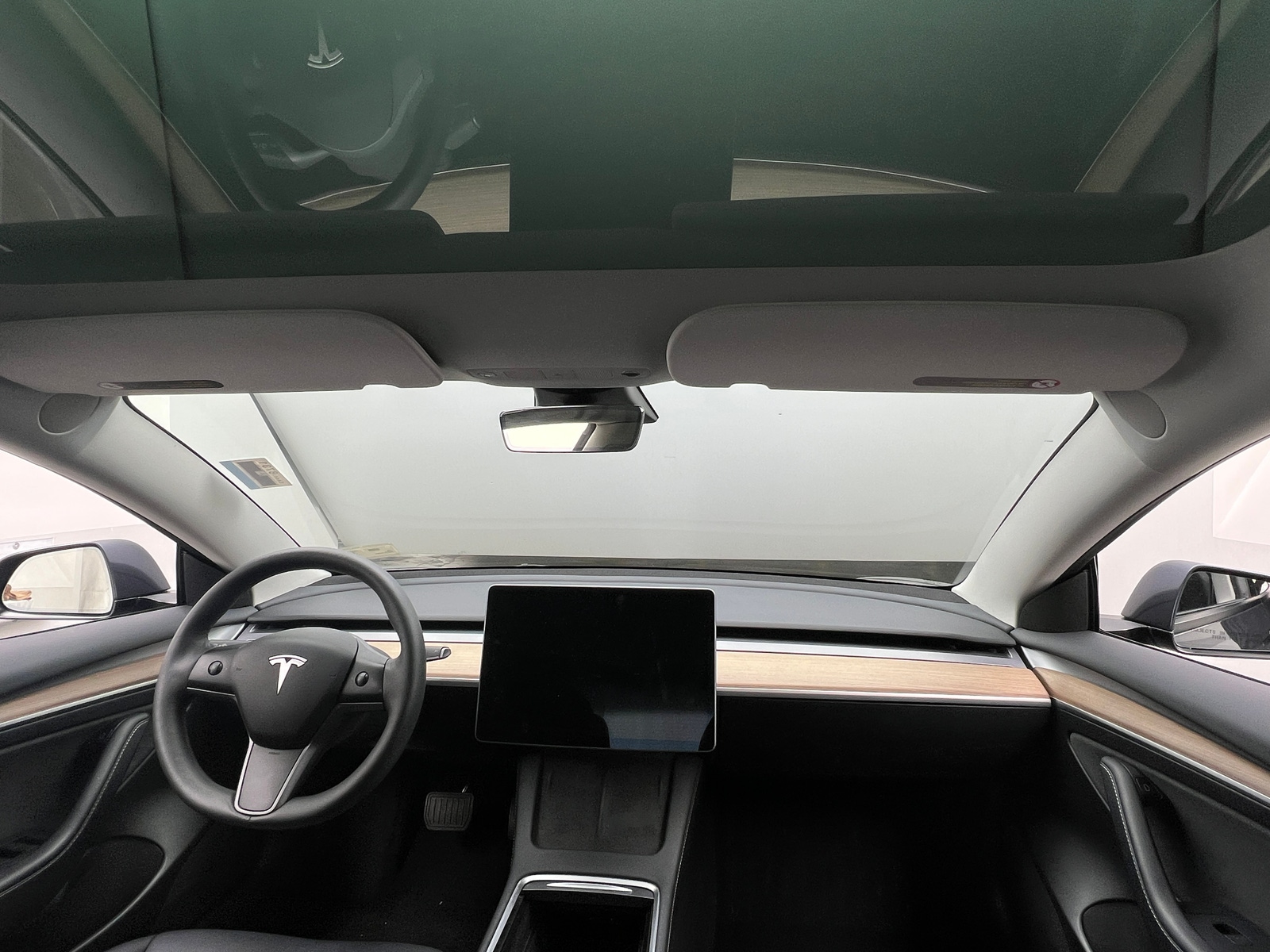 Thumbnail: 2023 Tesla Model 3 - 2