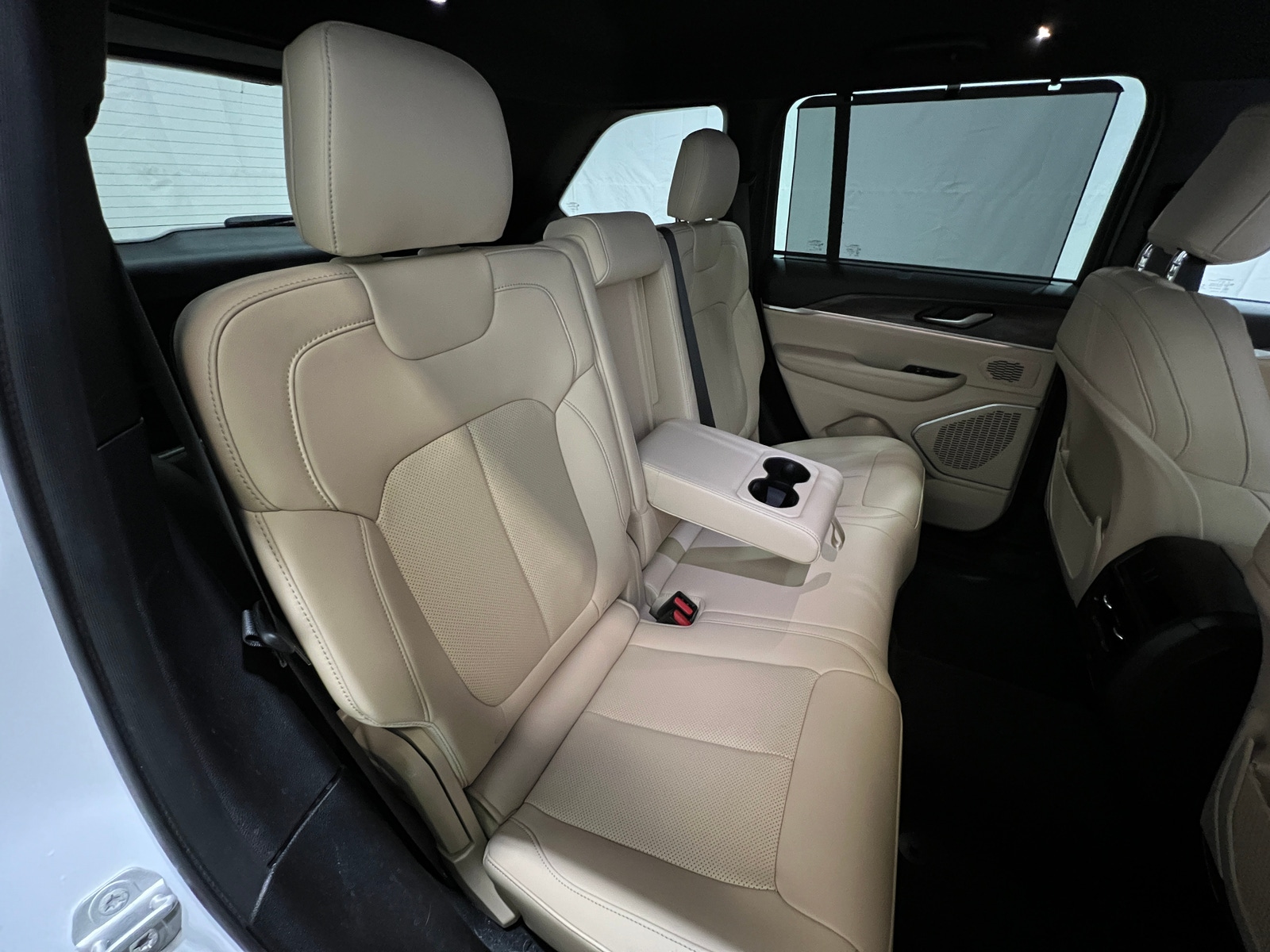 Thumbnail: 2023 Jeep Grand Cherokee - 5