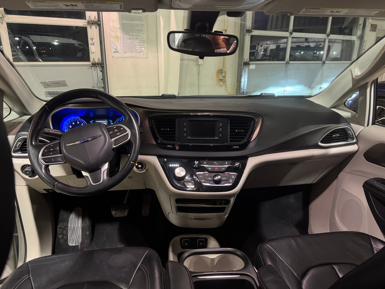 Thumbnail: 2017 Chrysler Pacifica - 2