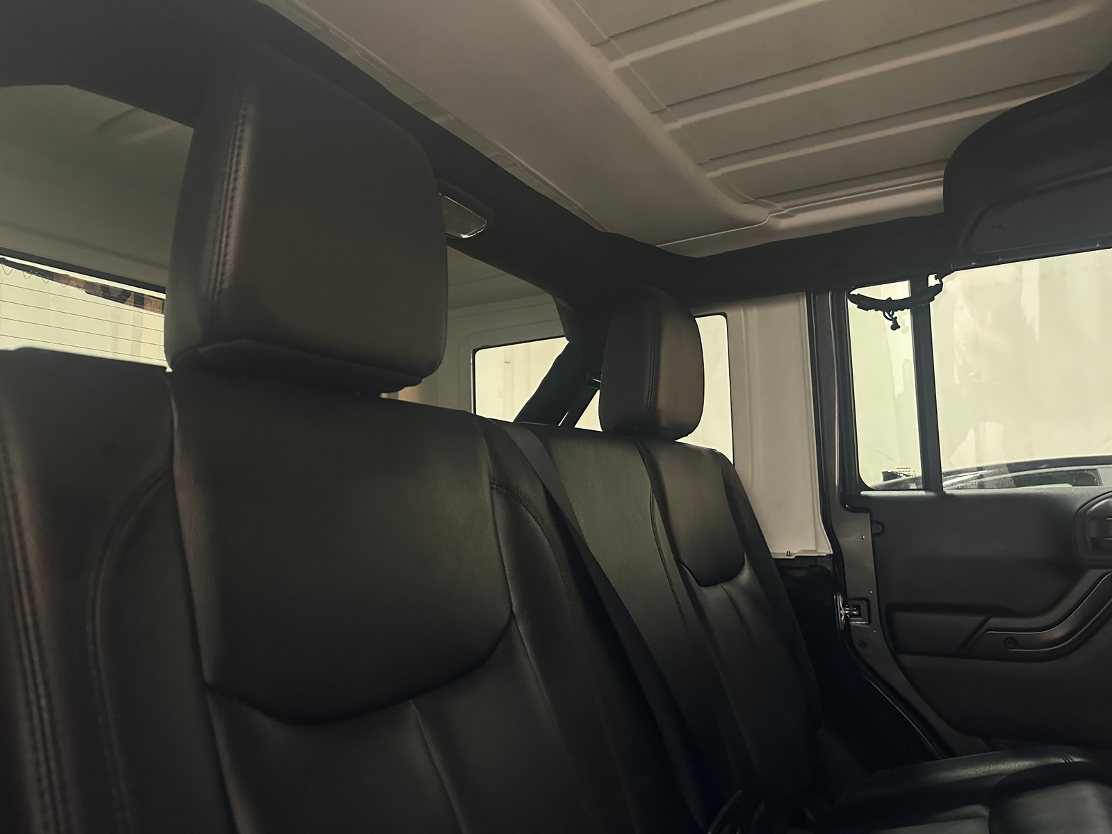 Thumbnail: 2017 Jeep Wrangler - 5