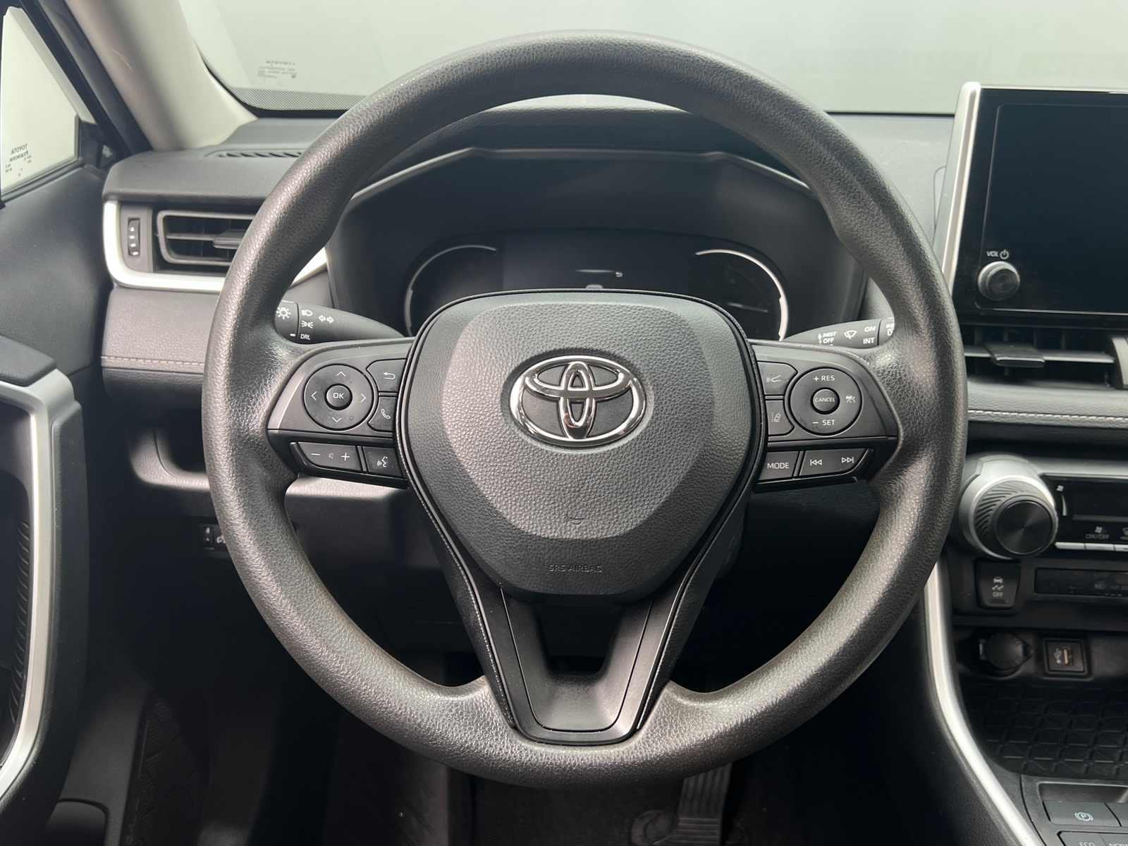 Thumbnail: 2024 Toyota RAV4 - 5