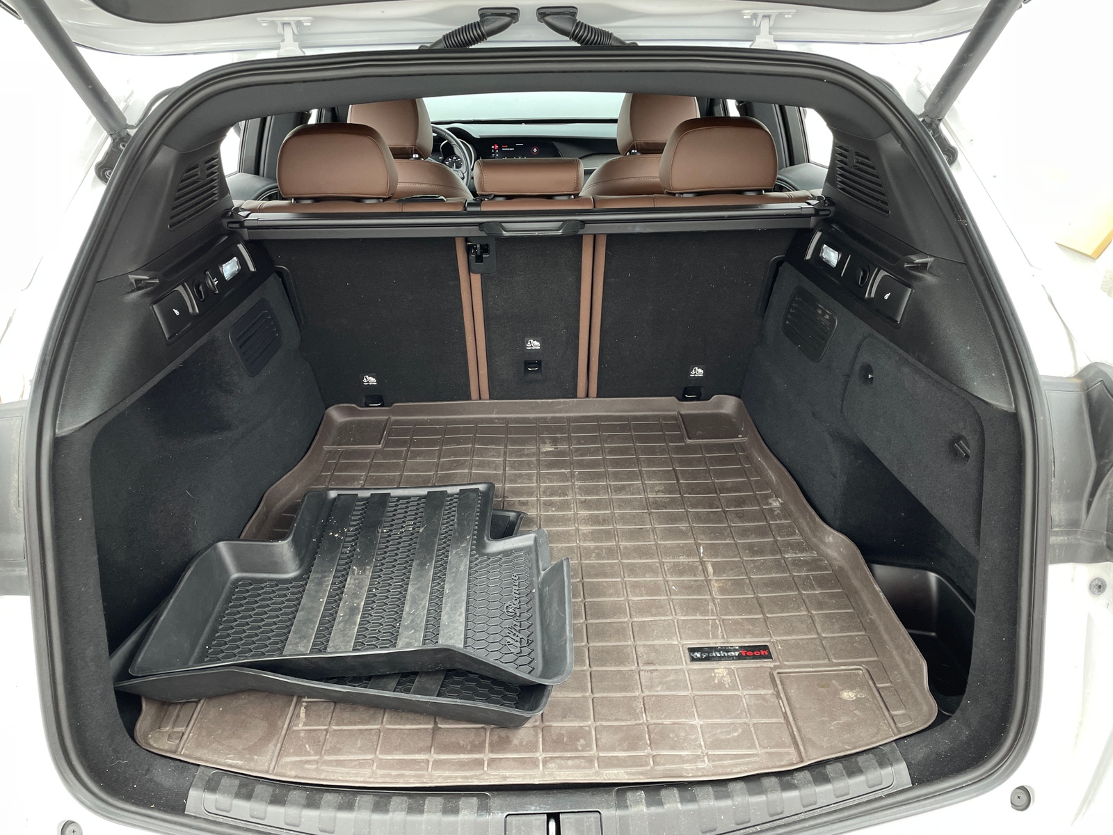 Thumbnail: 2022 Alfa Romeo Stelvio - 6