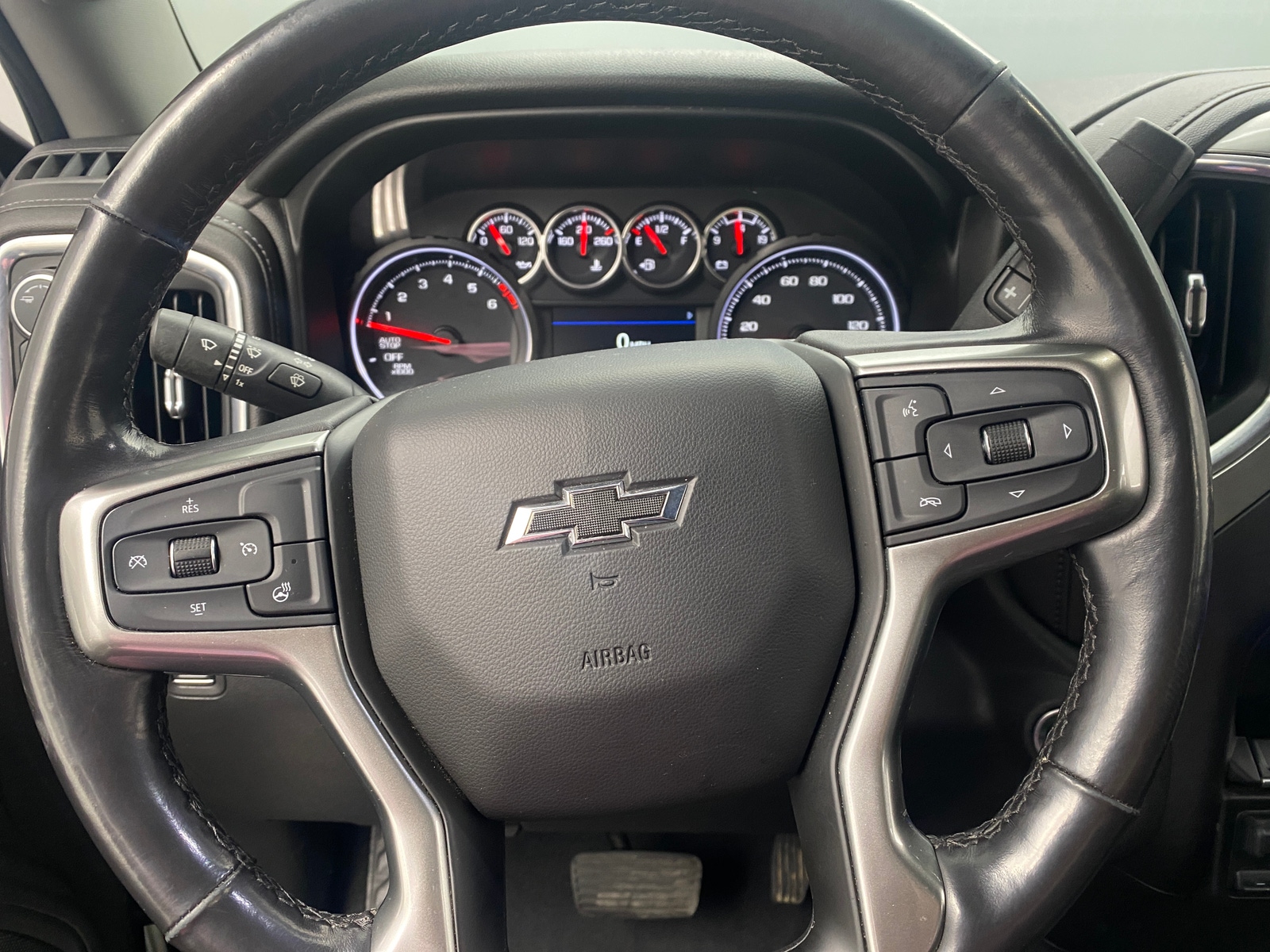 Thumbnail: 2021 Chevrolet Silverado 1500 - 5