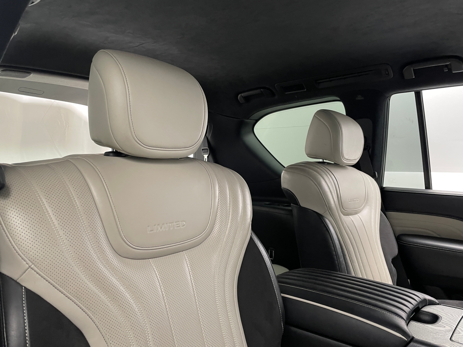 Thumbnail: 2019 INFINITI QX80 - 5