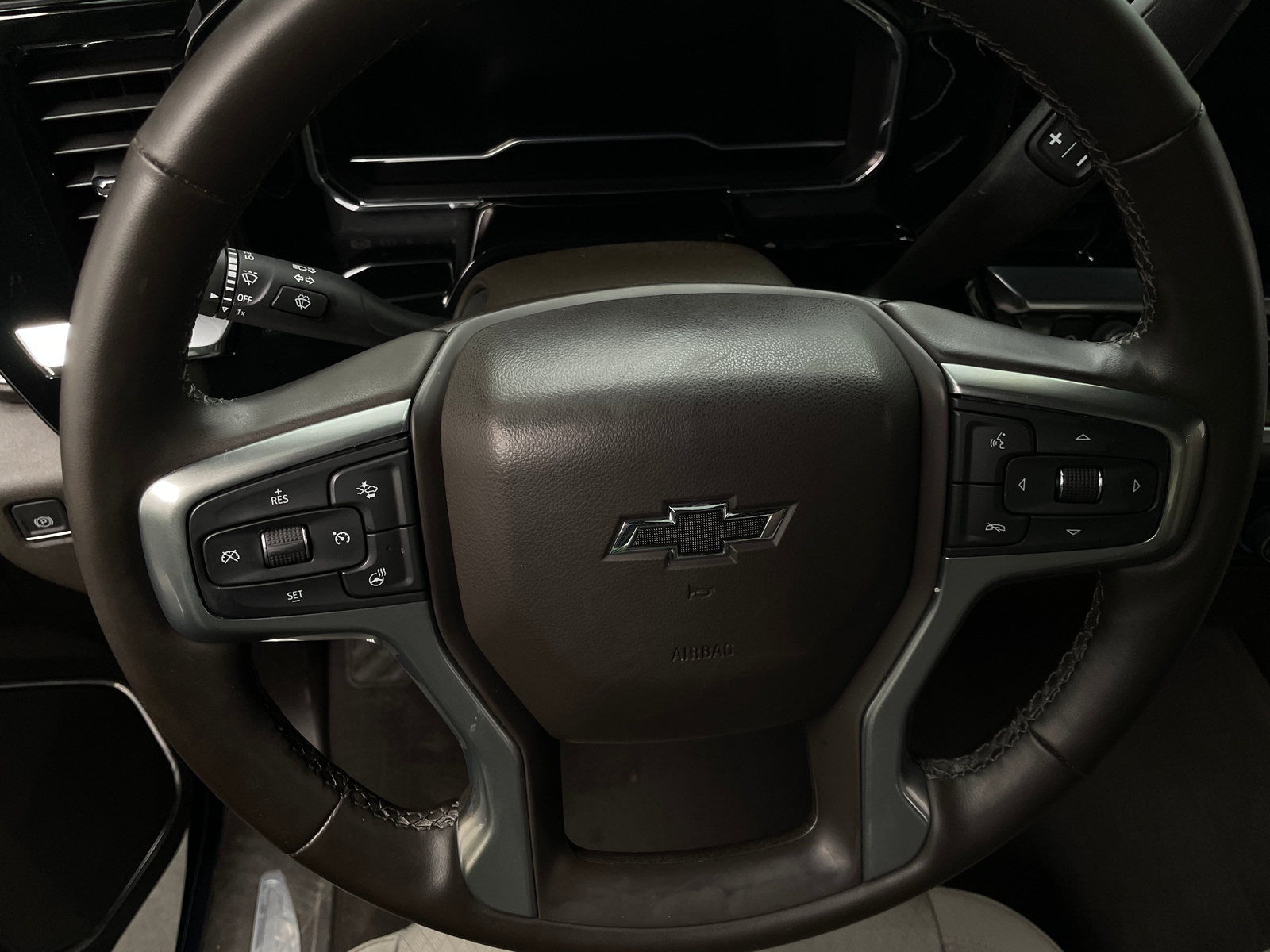 Thumbnail: 2023 Chevrolet Silverado 1500 - 5