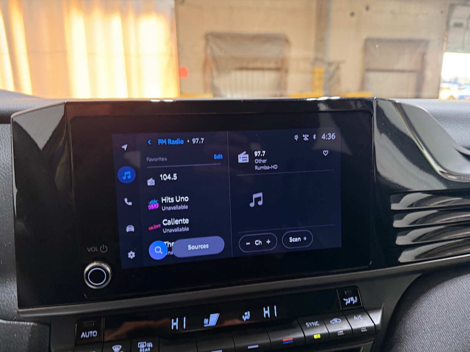 Thumbnail: 2025 Toyota Camry - 4