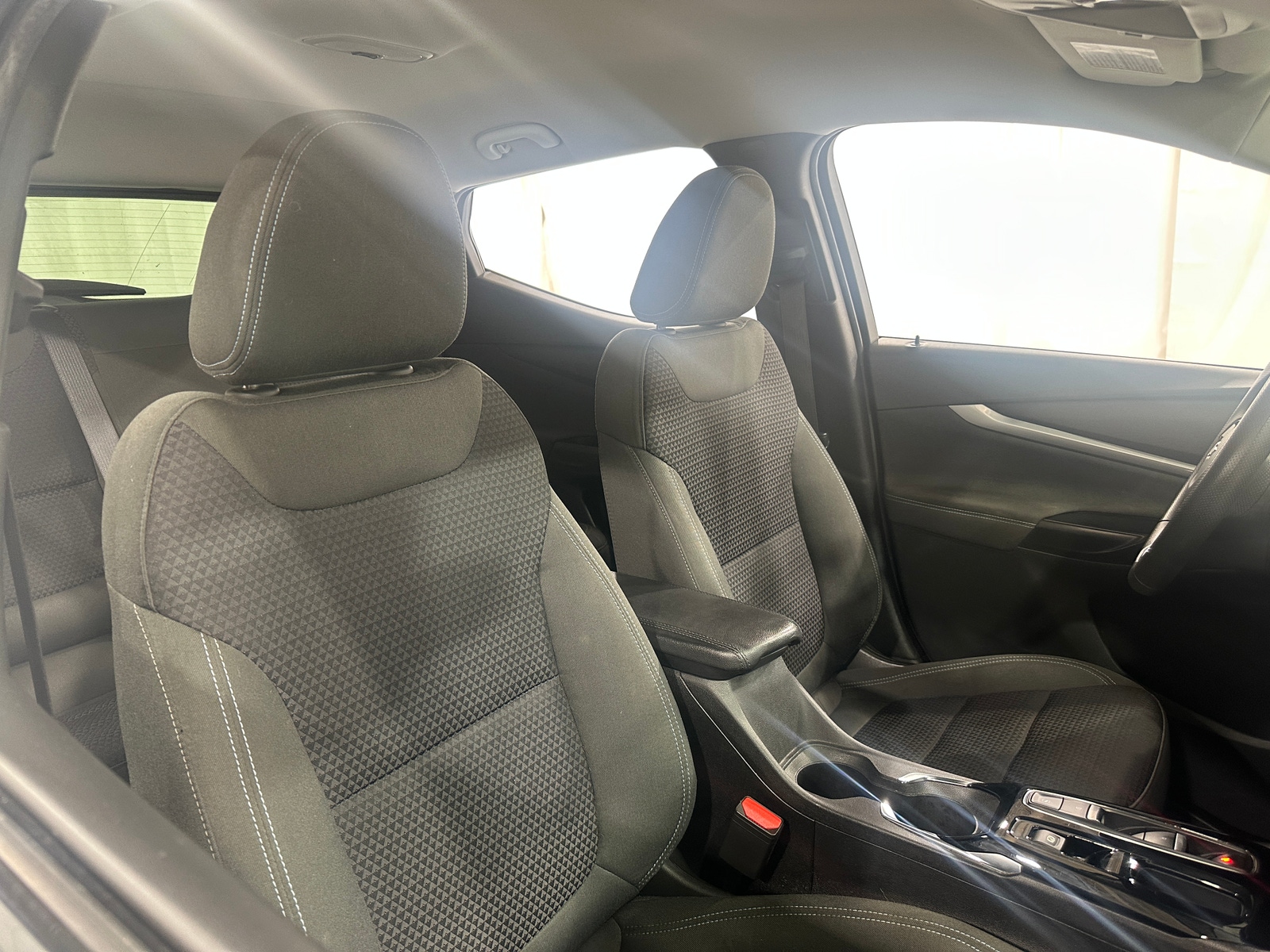 Thumbnail: 2023 Chevrolet Bolt EUV - 2