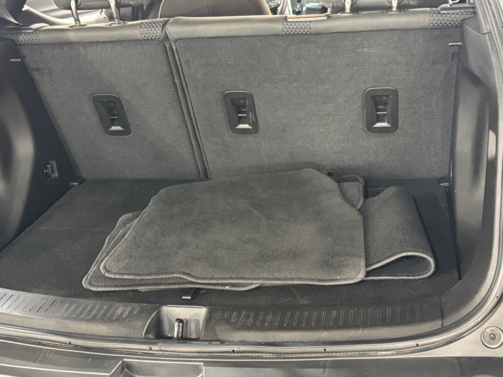 Thumbnail: 2023 Chevrolet Bolt EUV - 7