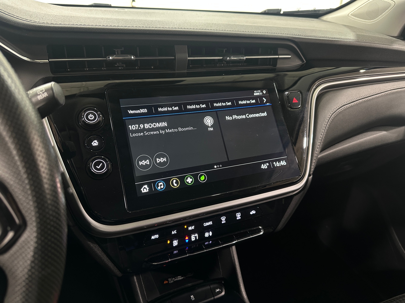 Thumbnail: 2023 Chevrolet Bolt EUV - 4