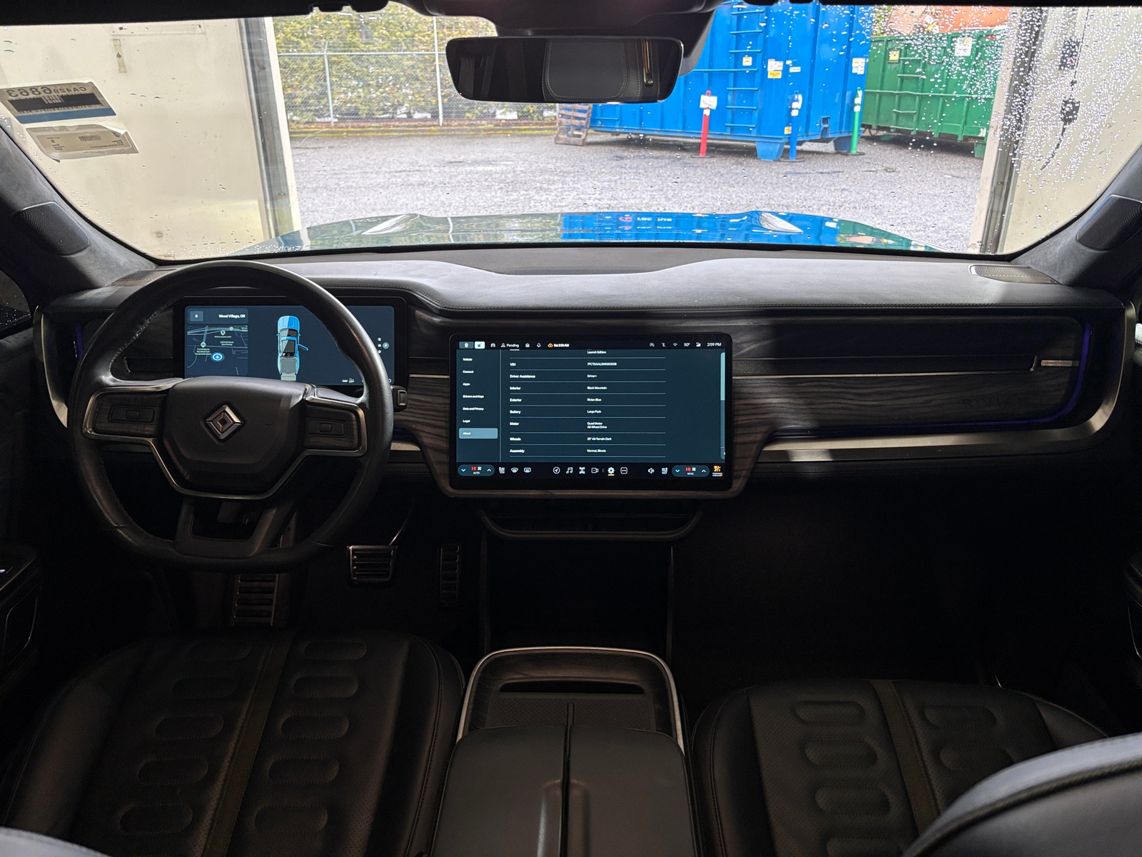 Thumbnail: 2022 Rivian R1T - 2