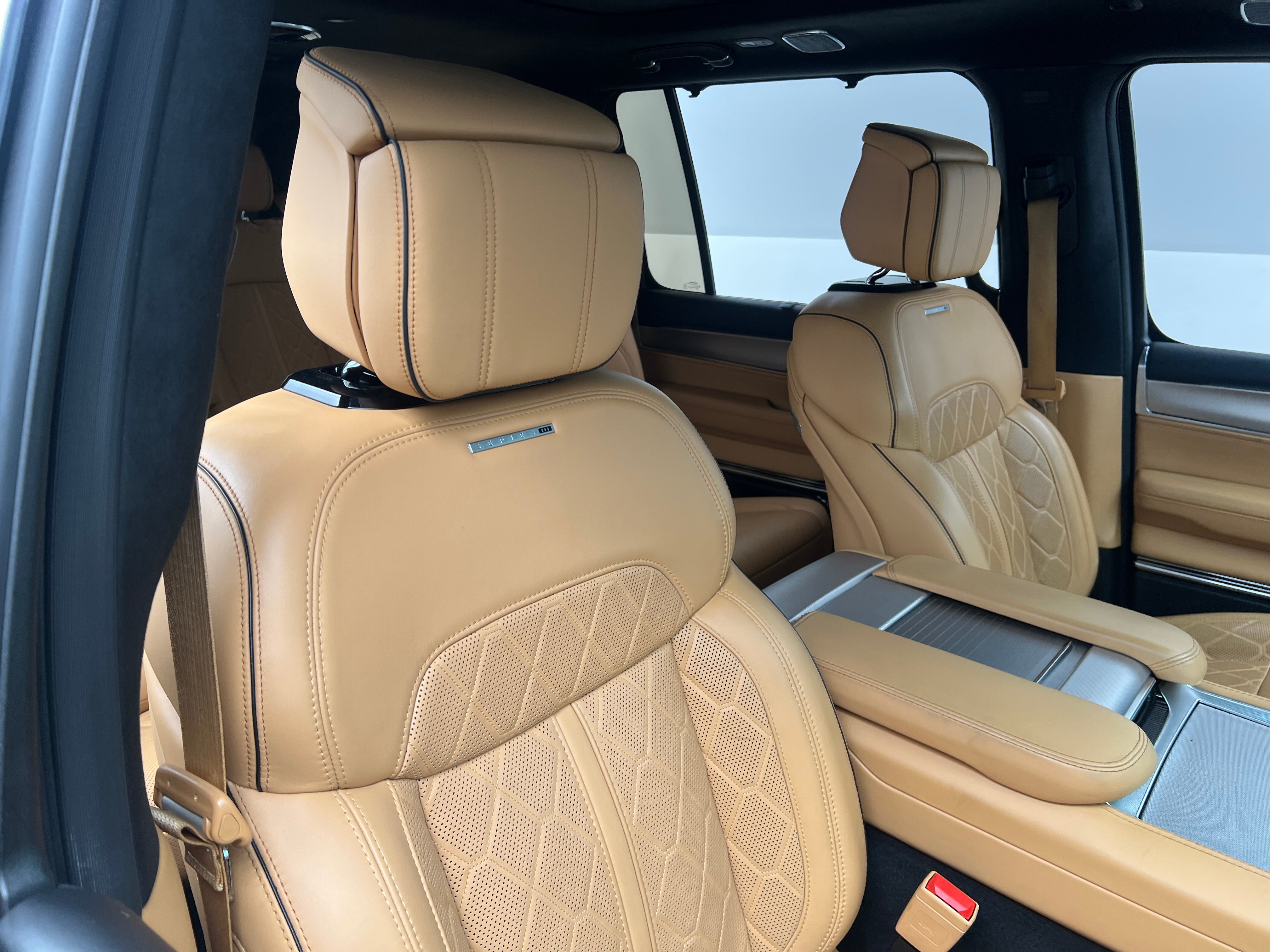 2023 Jeep Grand Wagoneer